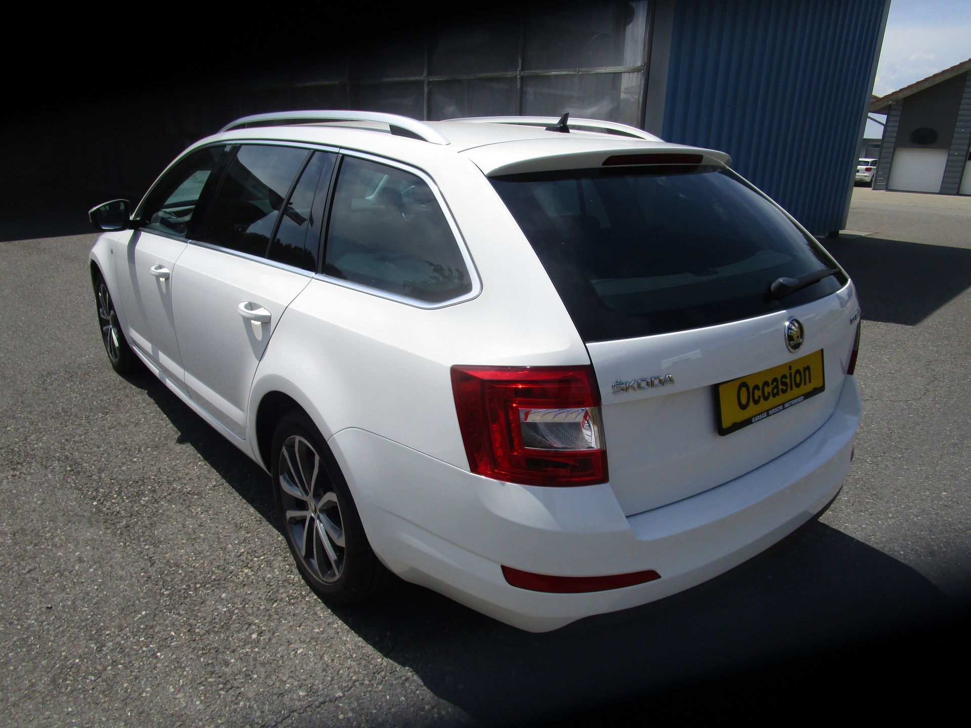 SKODA Octavia 1.4 TSI Swiss Edition-image-4