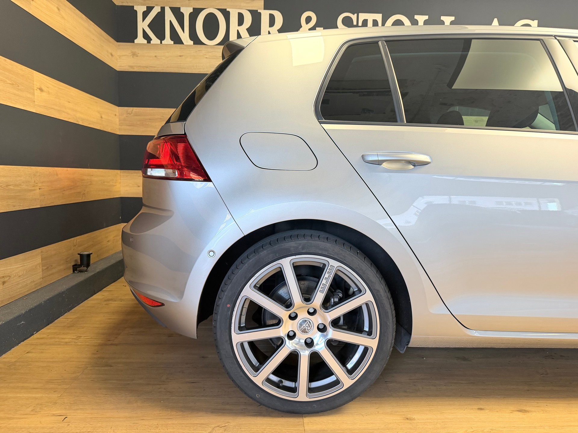 VW Golf 1.4 TSI Highline DSG-image-9