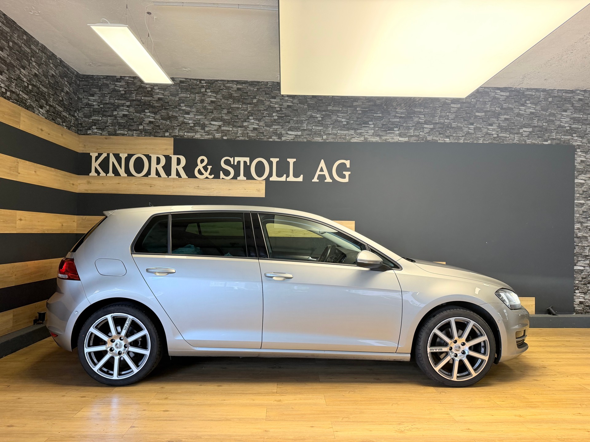 VW Golf 1.4 TSI Highline DSG-image-3