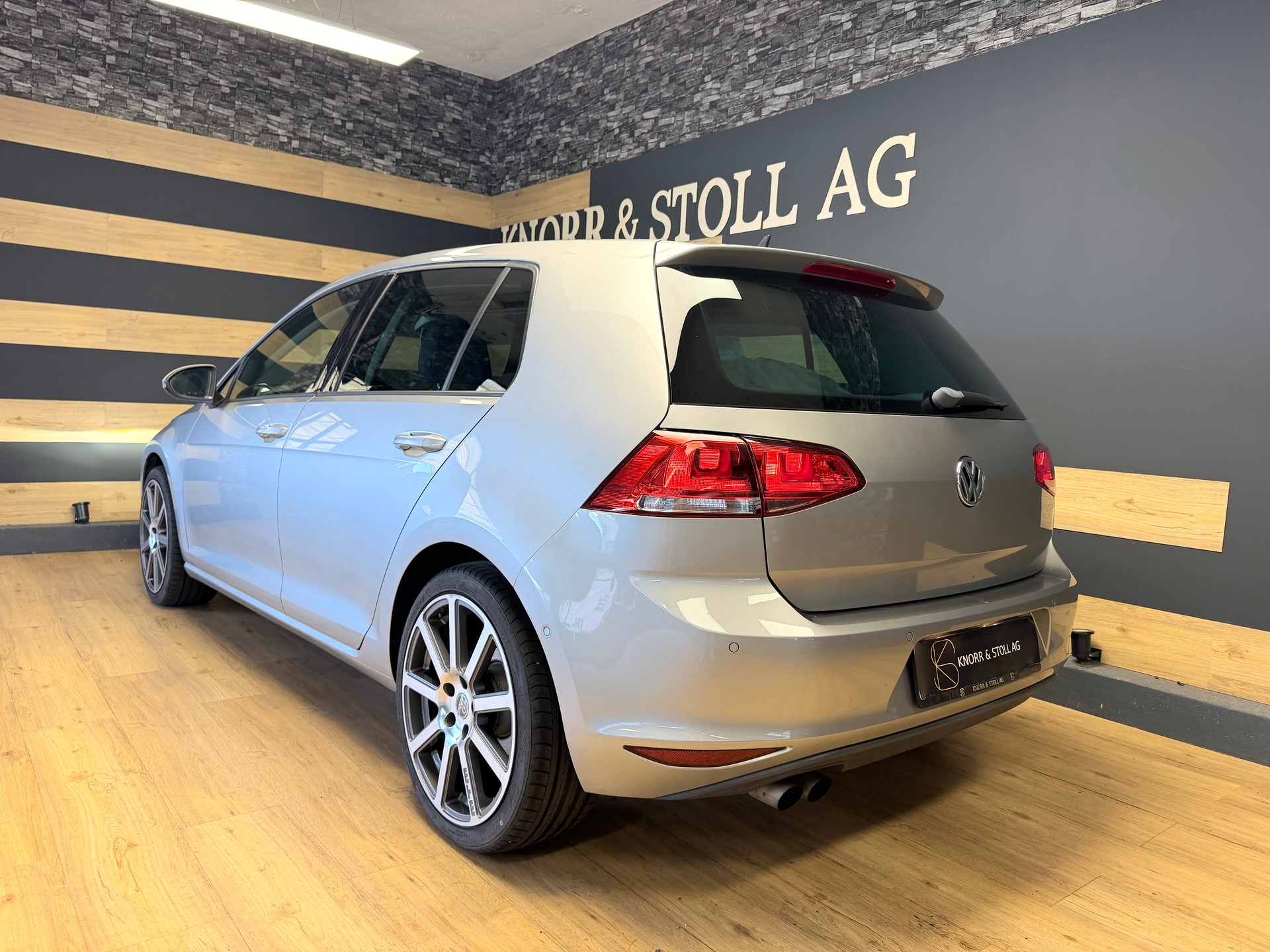 VW Golf 1.4 TSI Highline DSG-image-5