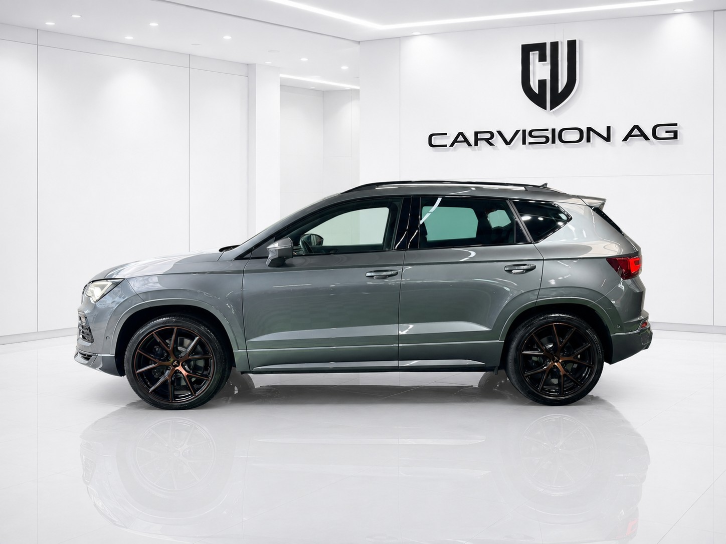 CUPRA Ateca 2.0TSI 4Drive DSG * Panorama-Glasdach *-image-3