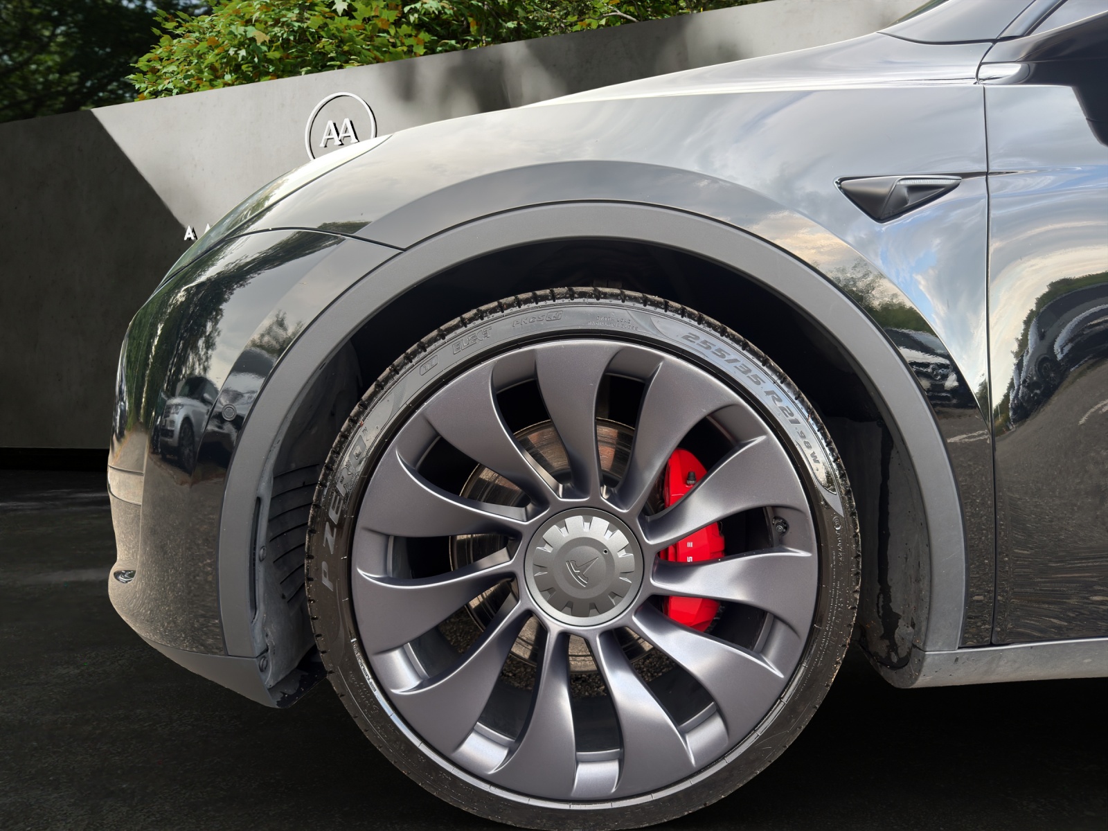 TESLA Model Y Performance-image-17