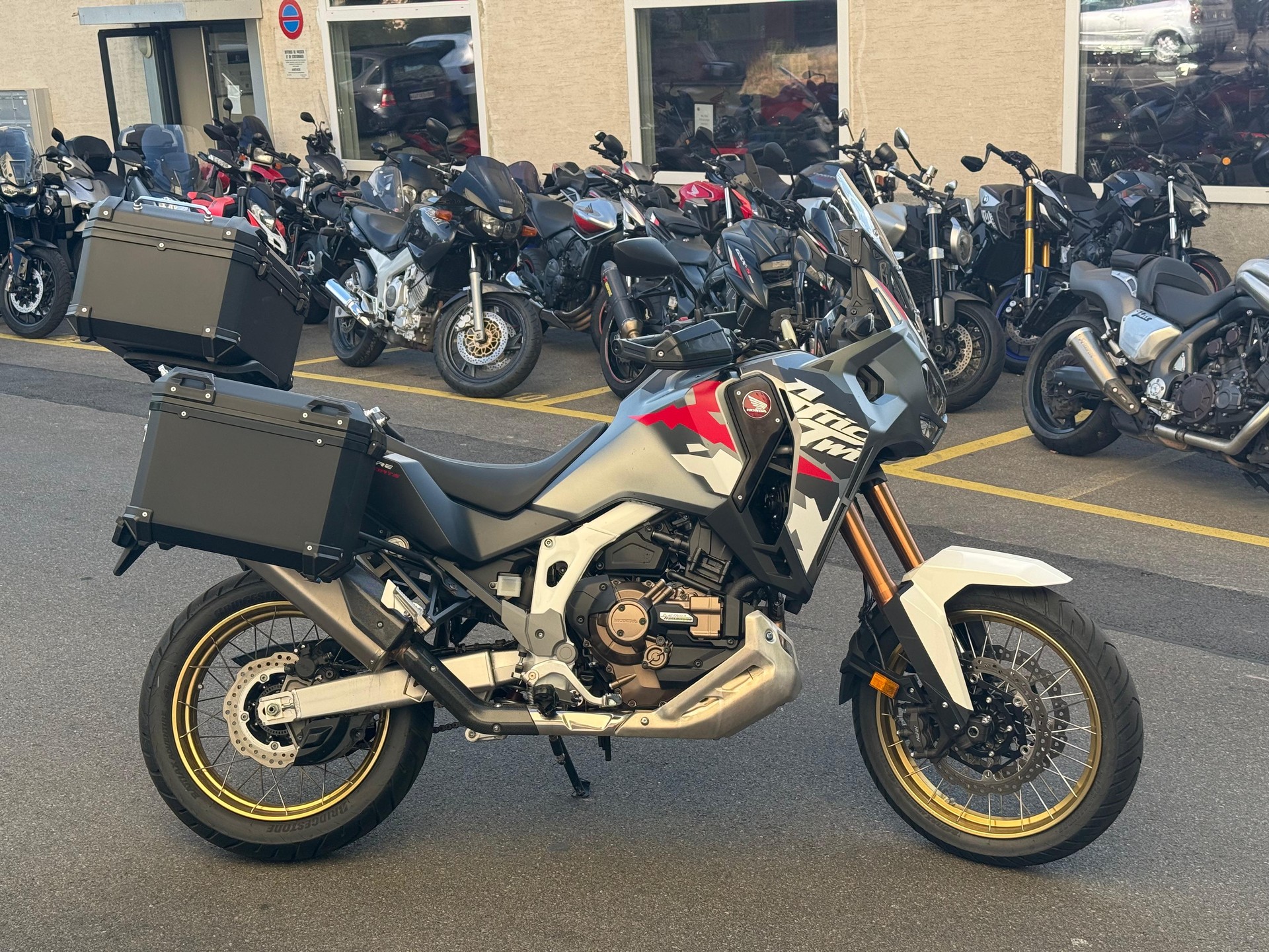 HONDA CRF 1100 DCT Africa Twin Adventure Sports-showroom-element-3