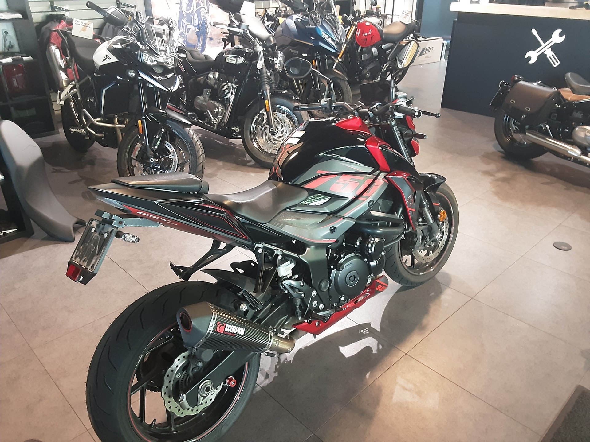 SUZUKI GSX-S 750 ABS-image-4