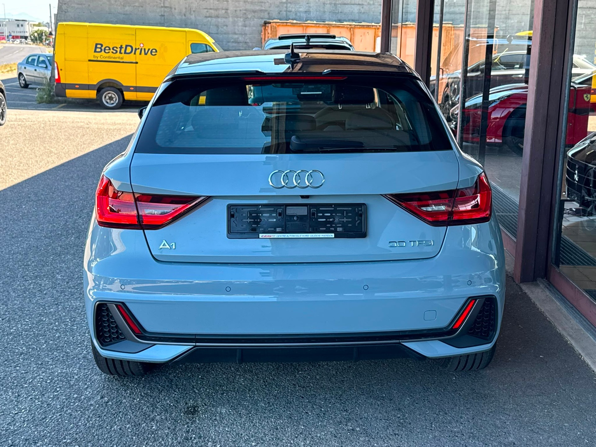 AUDI A1 Sportback 30 TFSI S Line S-tronic-image-4