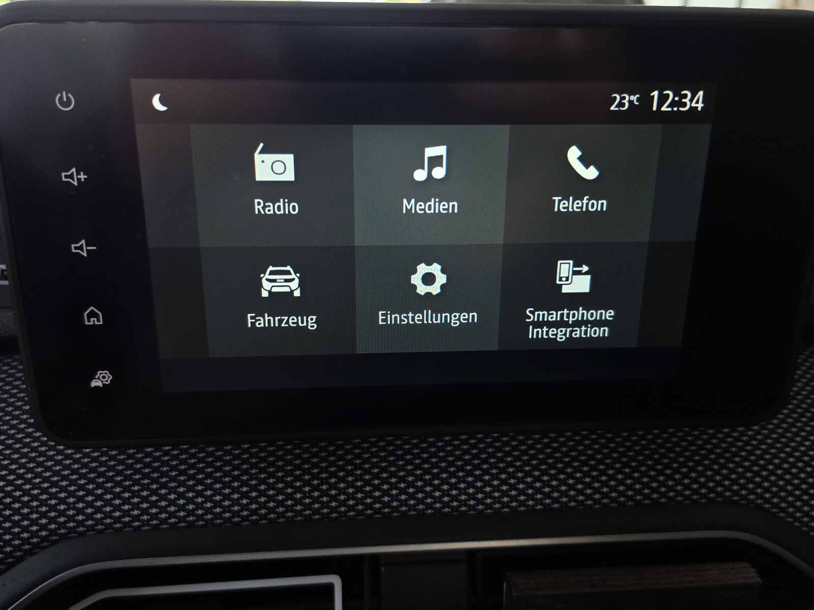 DACIA Sandero TCe 90 Expression CVT-image-14