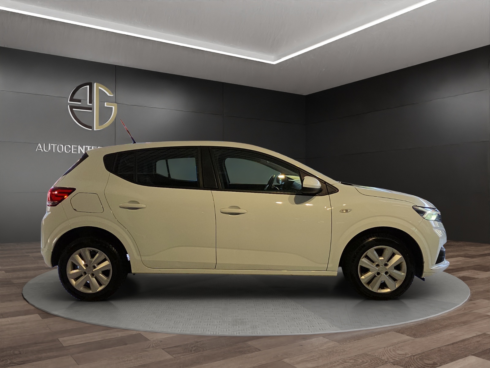 DACIA Sandero TCe 90 Expression CVT-image-4