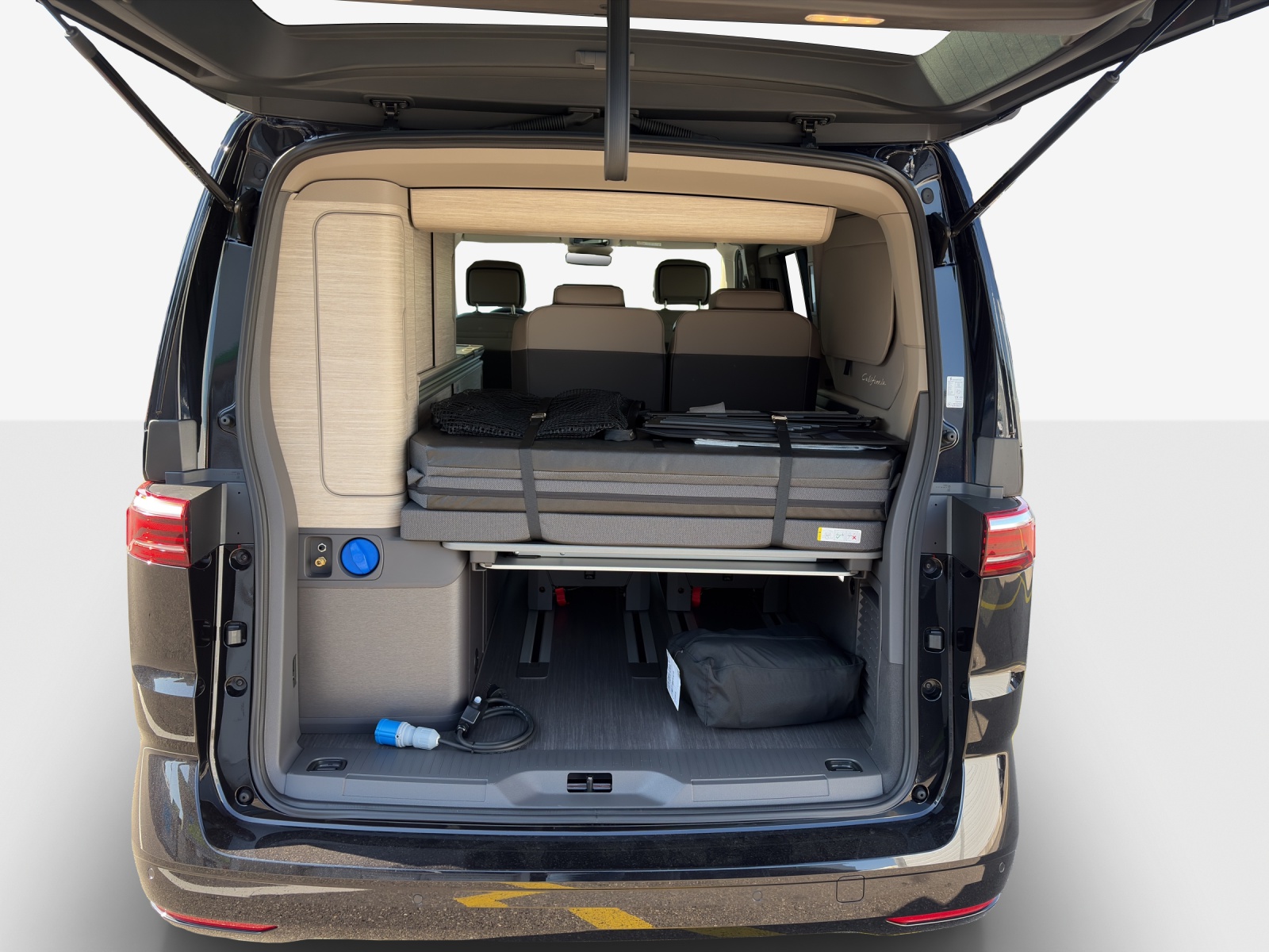 VW California 2.0 TDI Ocean Liberty-image-12