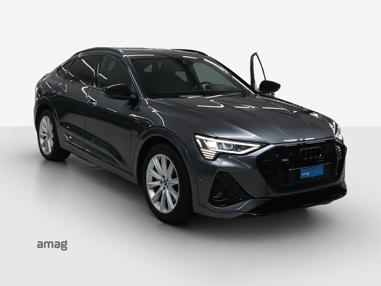 AUDI e-tron 55 Sportback S Line Black Edition quattro-image-5