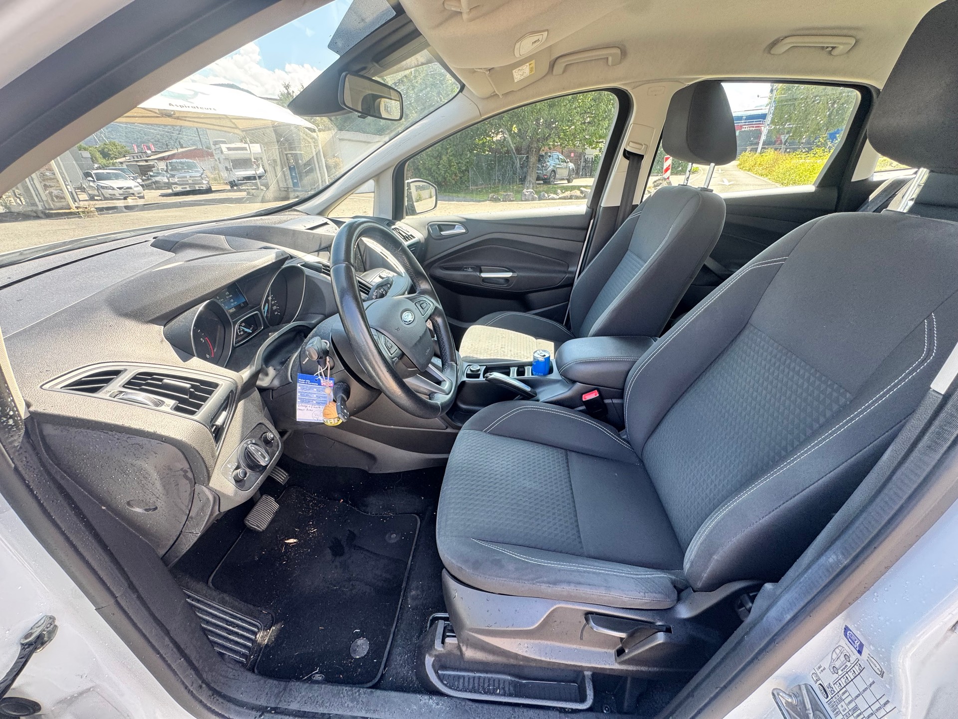 FORD C-Max 2.0 TDCi Titanium PowerShift-image-8