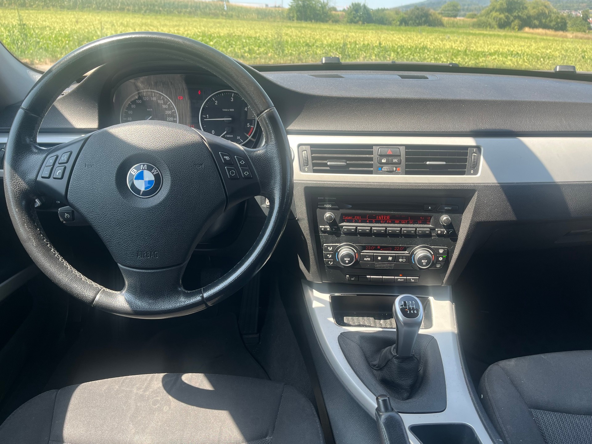 BMW 320d Touring more4you-image-9
