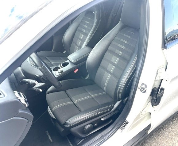 MERCEDES-BENZ GLA 200 Urban 7G-DCT-image-7