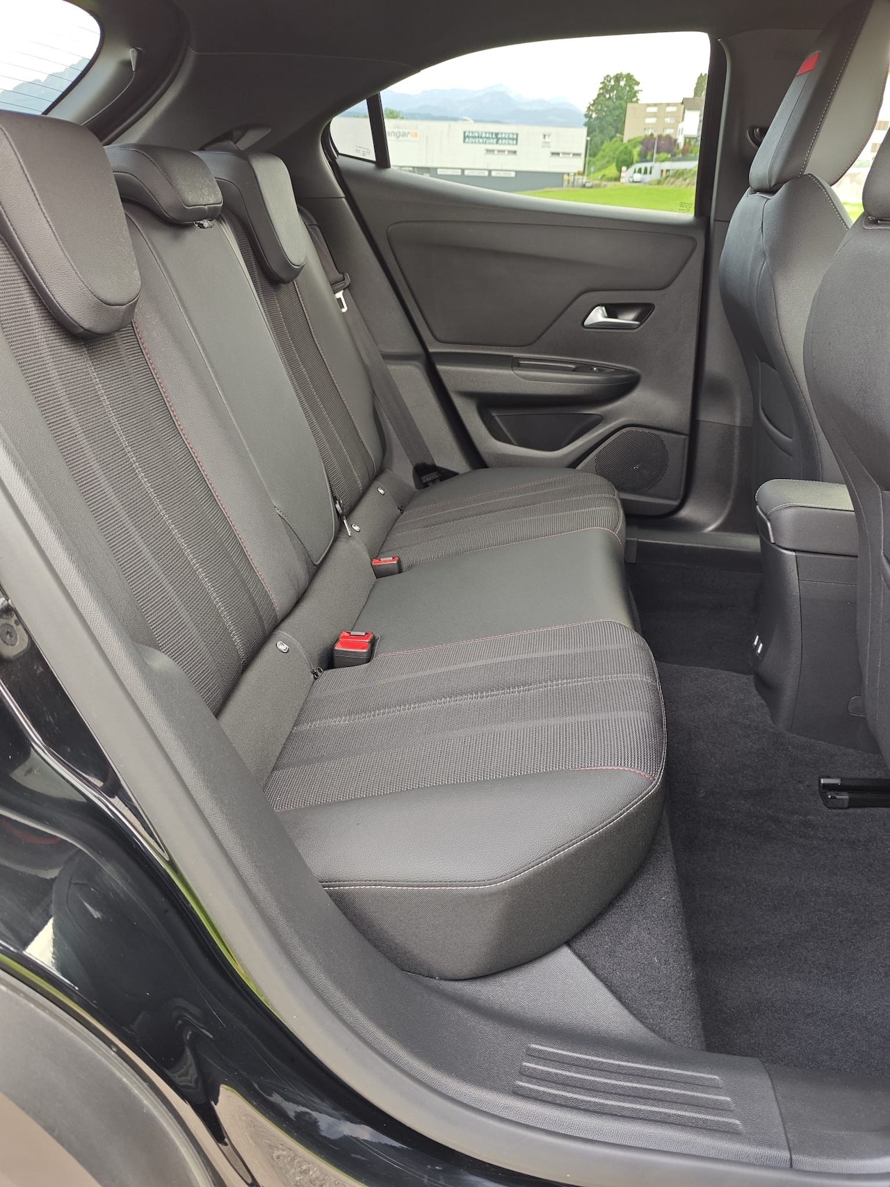 OPEL Mokka e GS-image-28