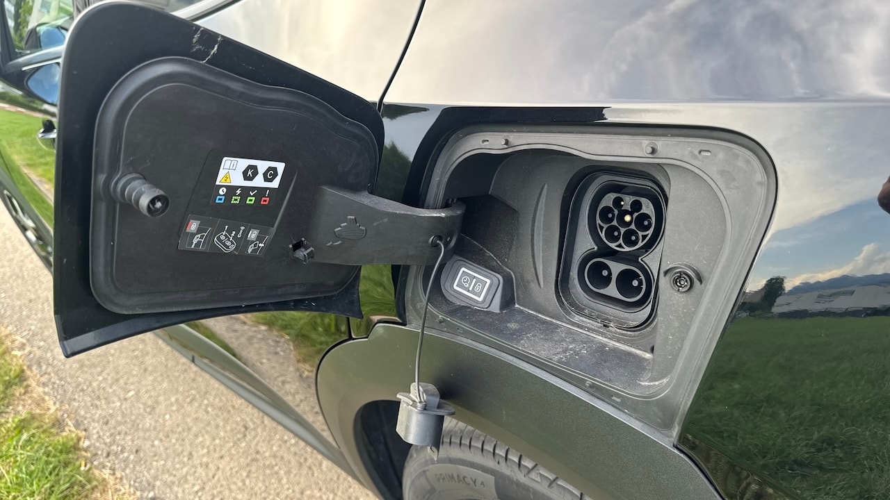 OPEL Mokka e GS-image-10