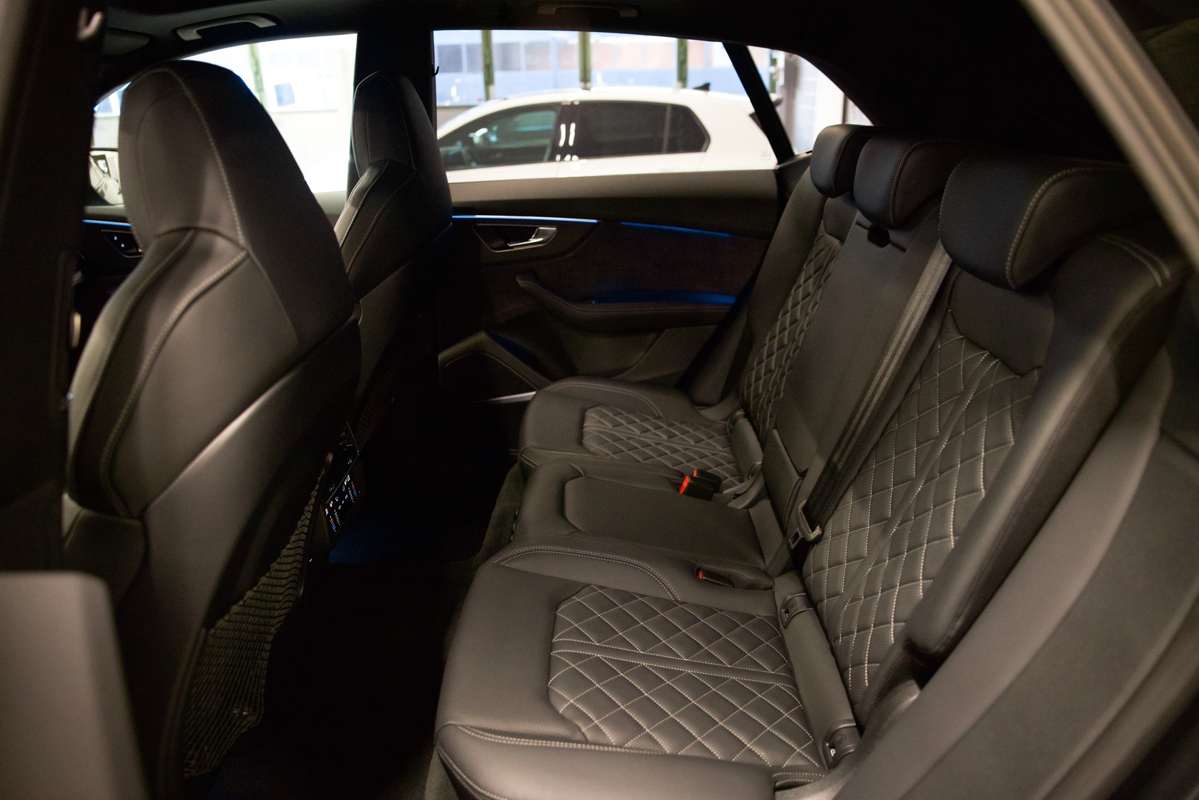 AUDI Q8 SUV 50 TDI quattro tiptronic *CH-FHZ. MIT GRATISSERVICE*-image-22