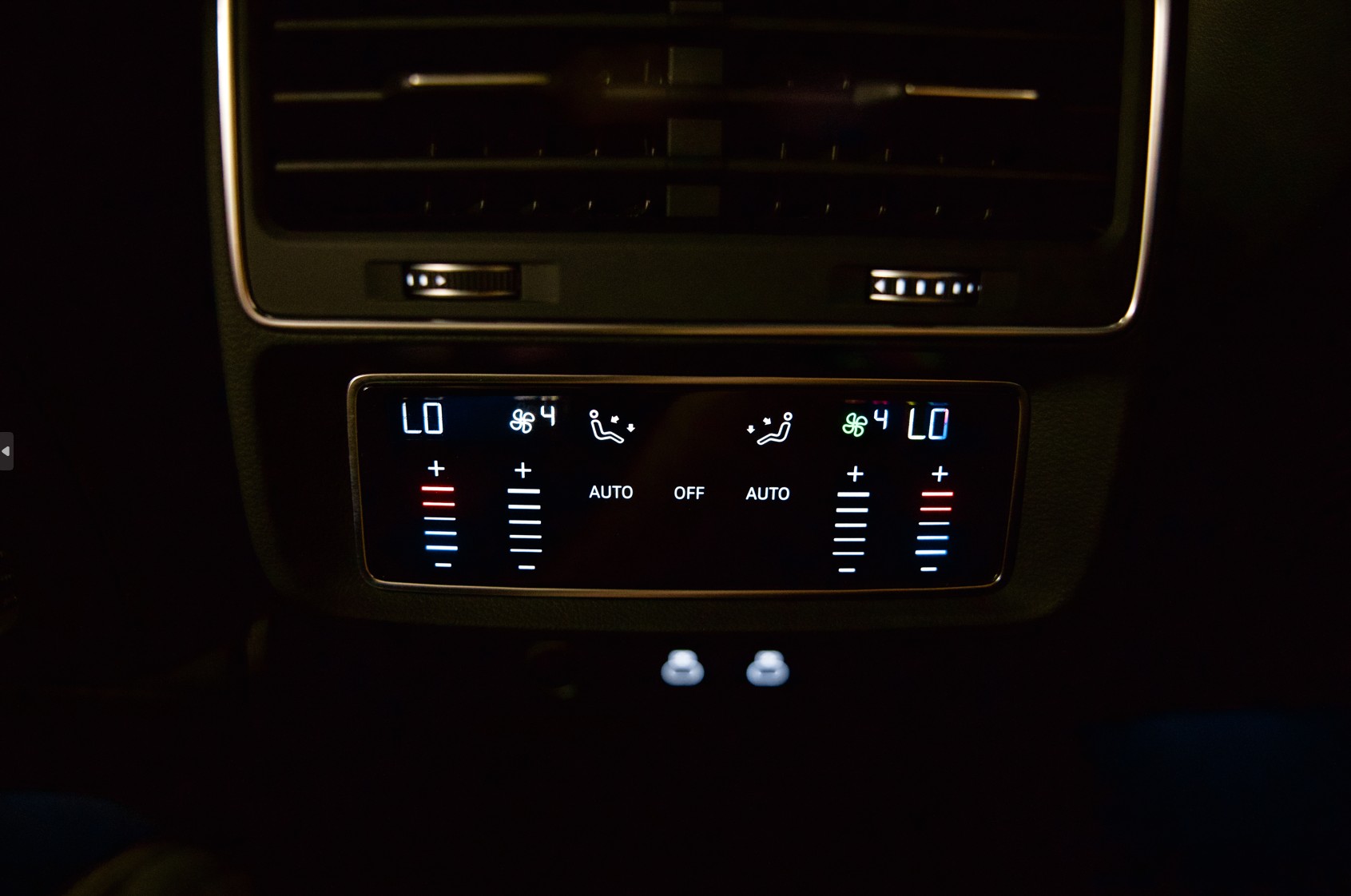 AUDI Q8 SUV 50 TDI quattro tiptronic *CH-FHZ. MIT GRATISSERVICE*-image-24