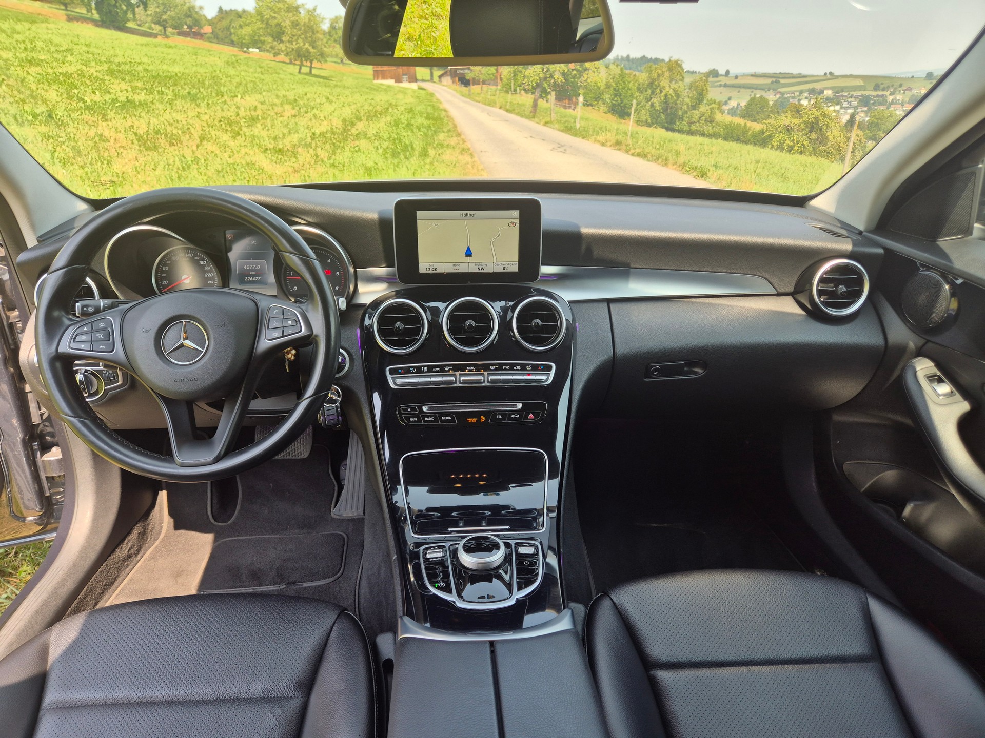MERCEDES-BENZ C 220 d-image-5