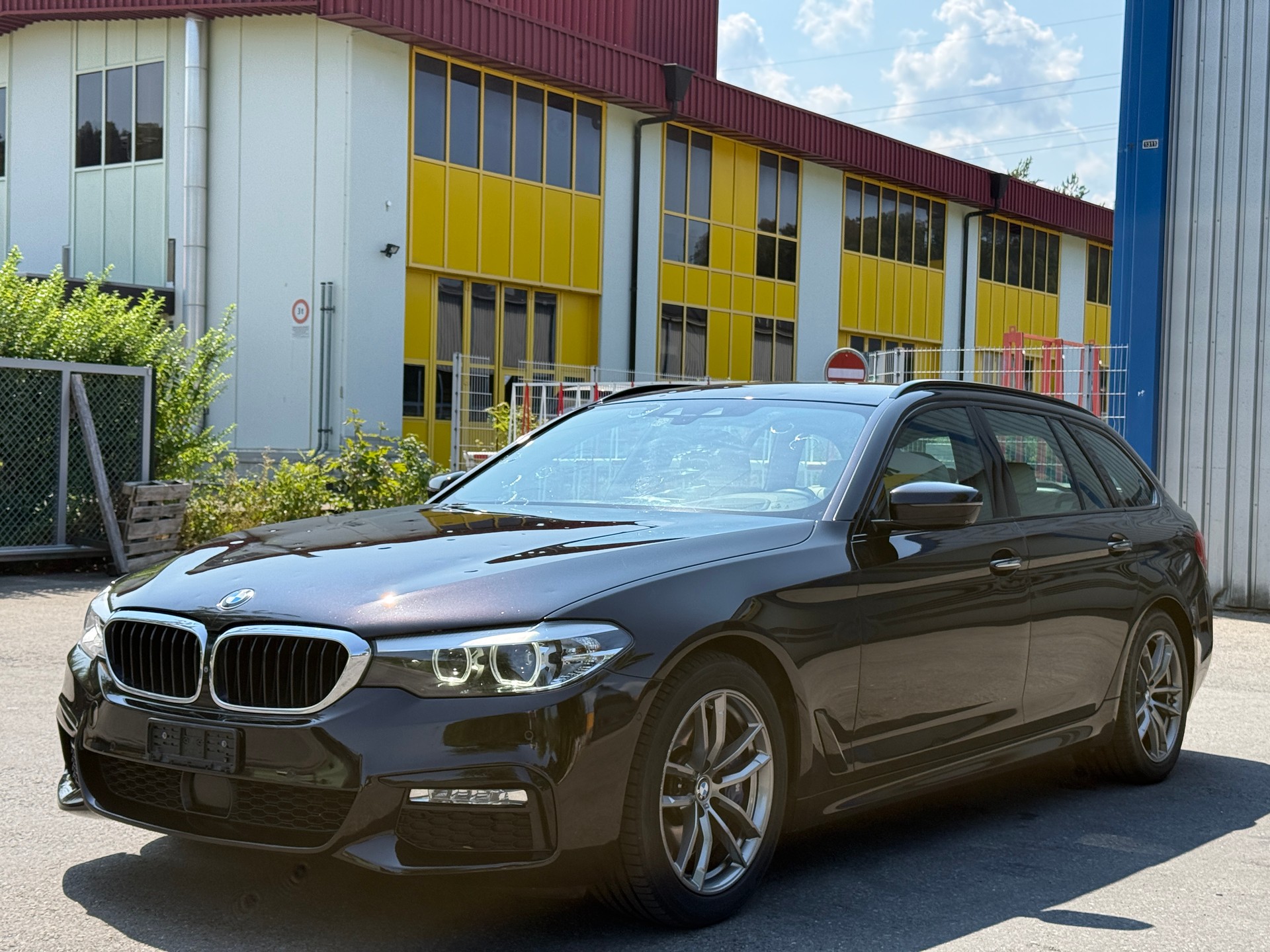 BMW 540i xDrive Touring M Sport Steptronic