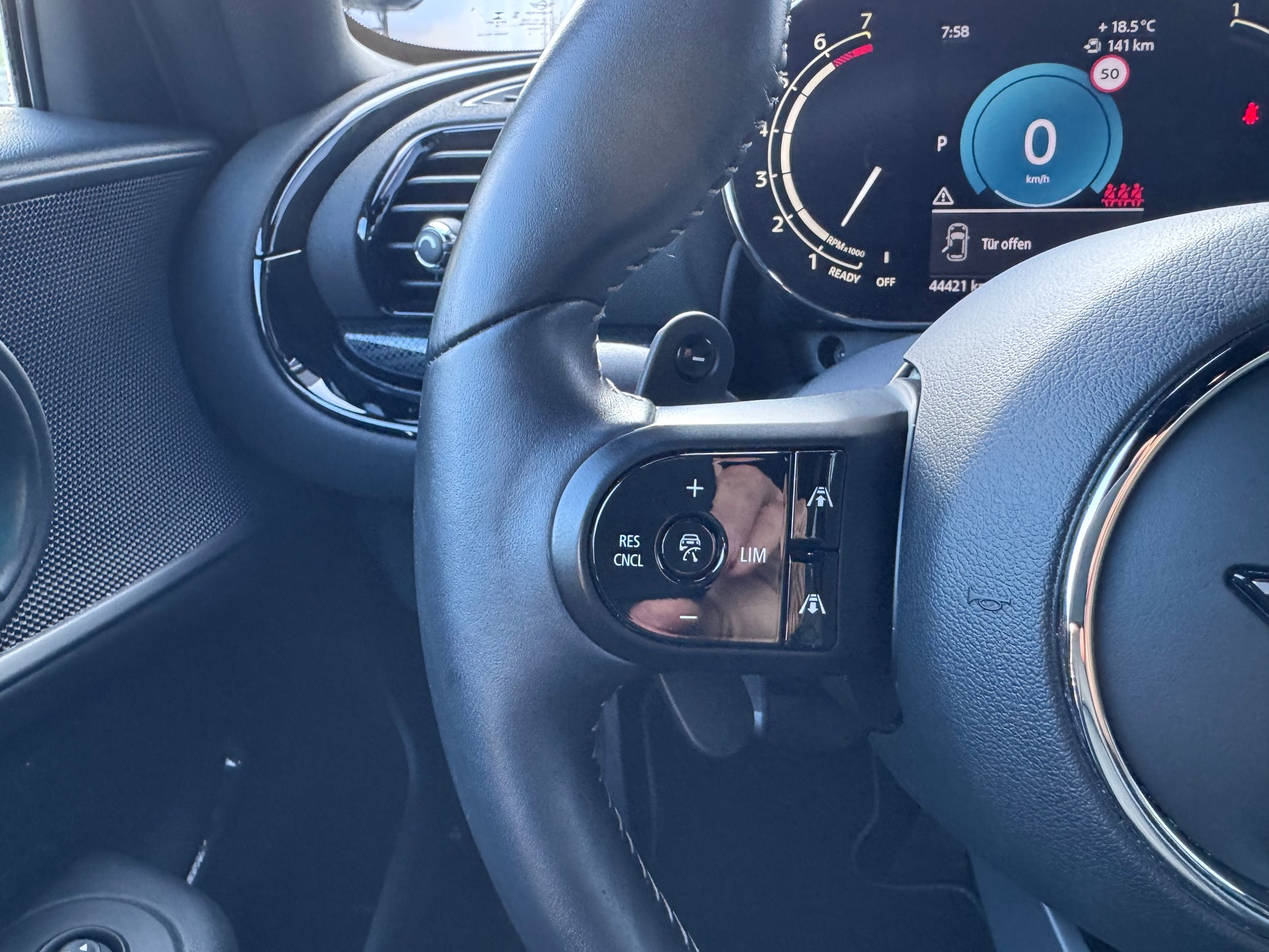 MINI Clubman Cooper S+4x4+Automat+LED+ACC+Navi+Bluetooth+Rückfahrkamera+18"Alu+Getönte Scheiben+Memory+Leder+Sitzheizung+-image-15