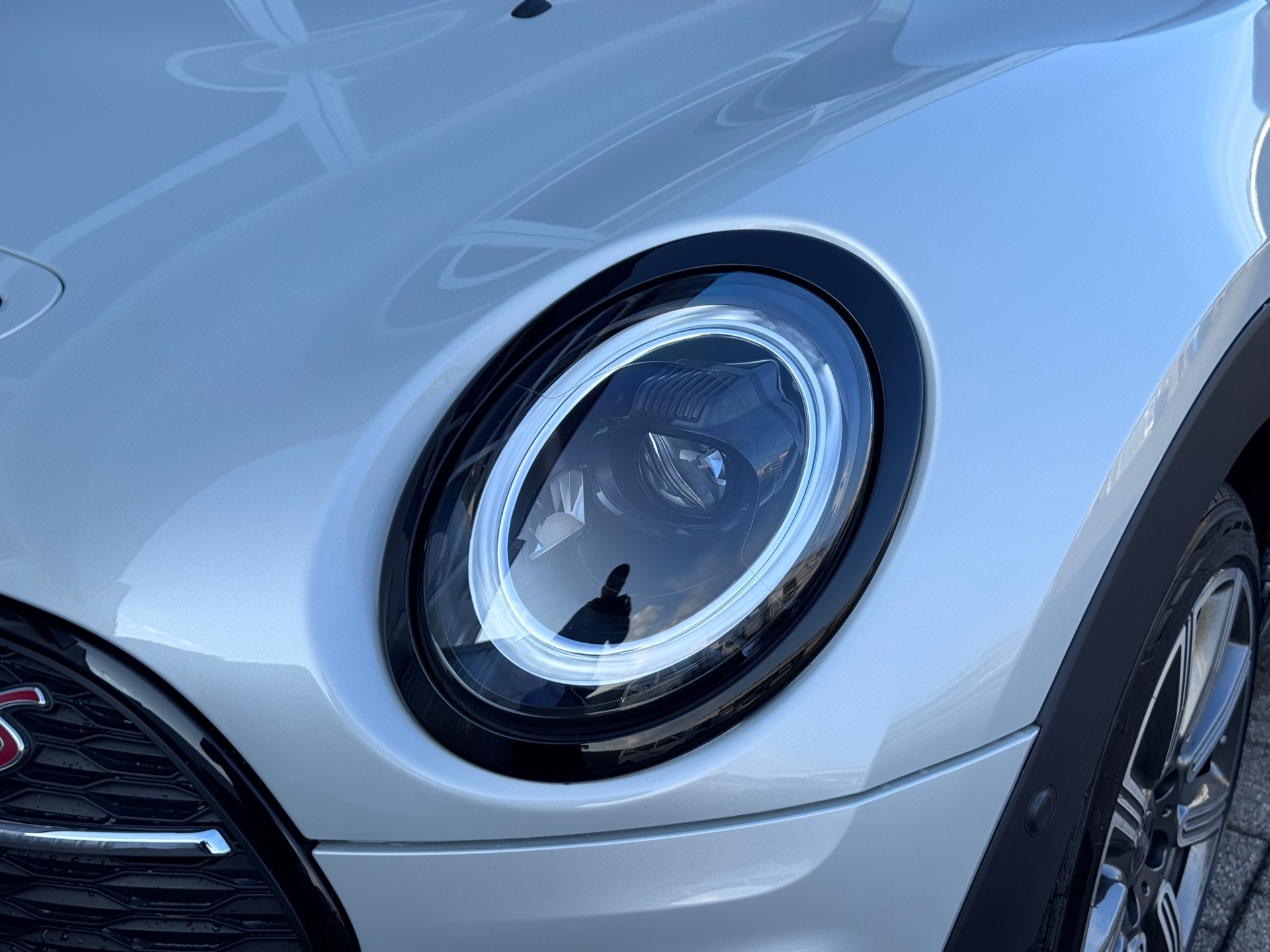 MINI Clubman Cooper S+4x4+Automat+LED+ACC+Navi+Bluetooth+Rückfahrkamera+18"Alu+Getönte Scheiben+Memory+Leder+Sitzheizung+-image-4