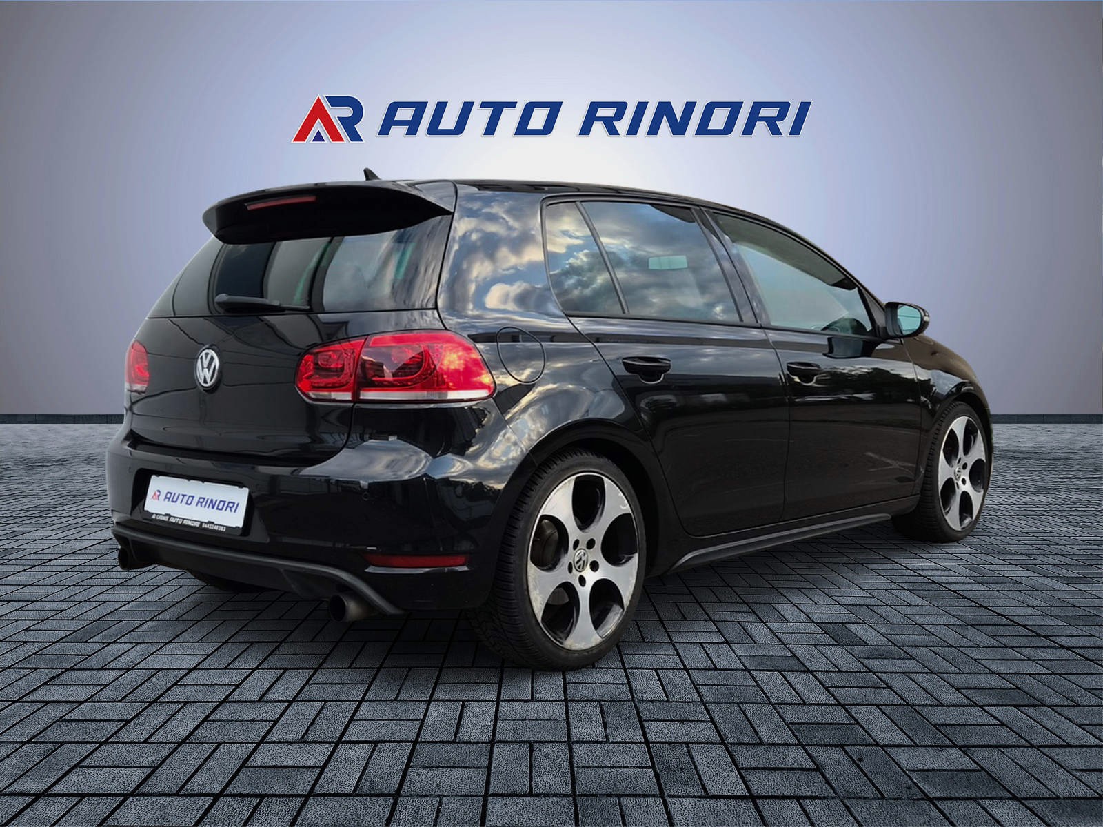 VW Golf 2.0 TSI GTI DSG-image-5
