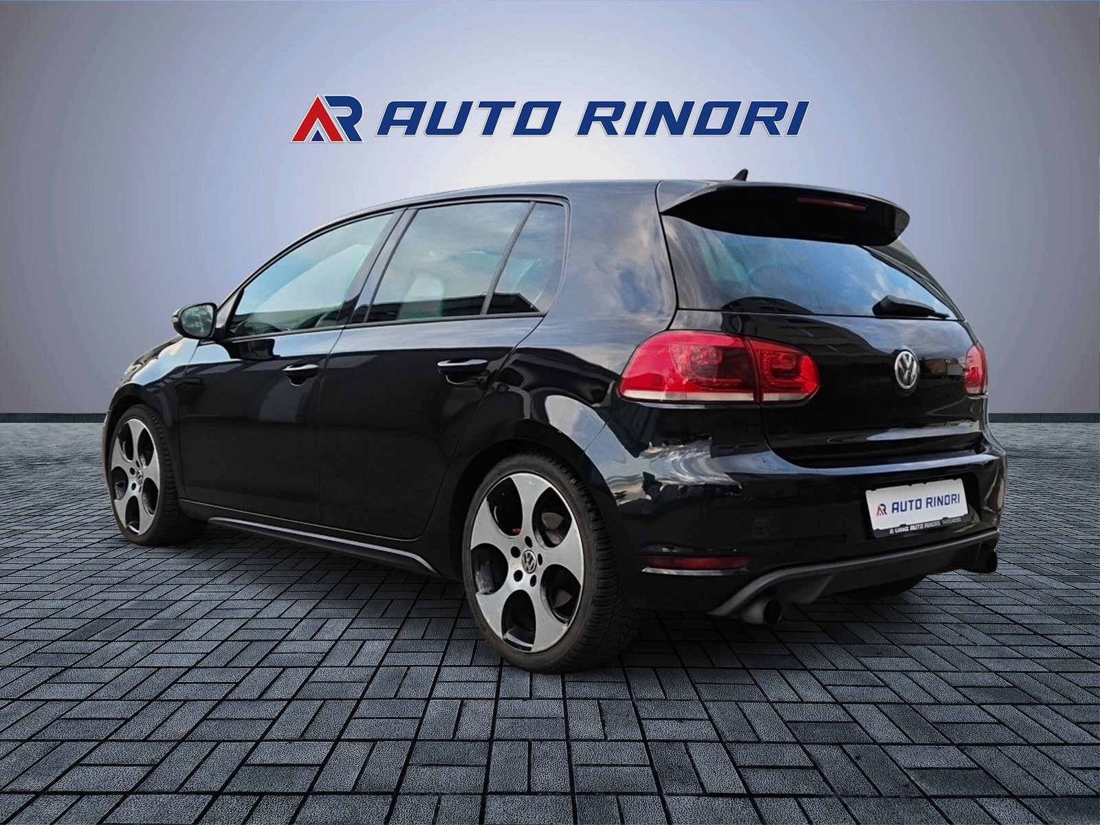 VW Golf 2.0 TSI GTI DSG-image-4