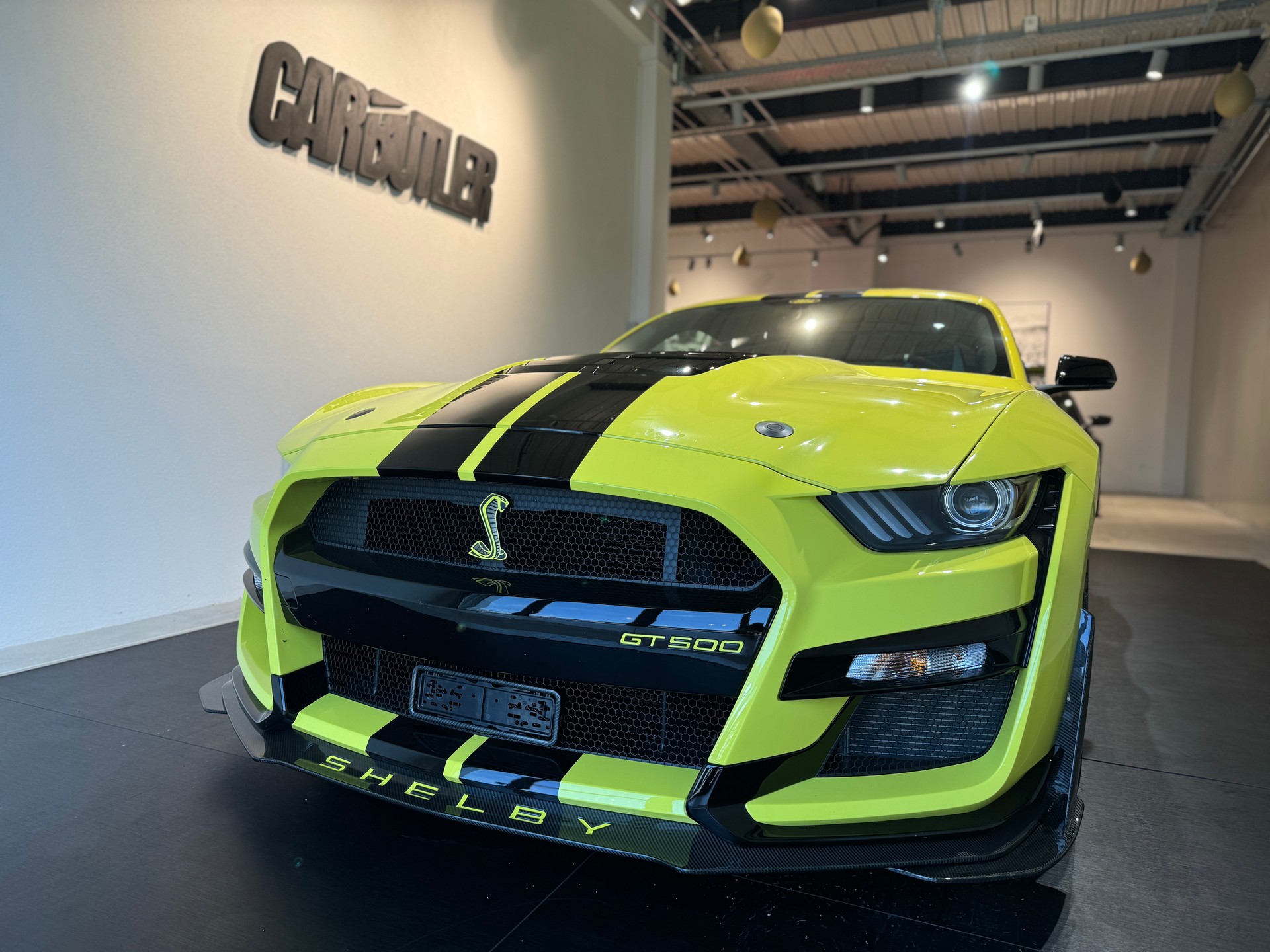 FORD Mustang SHELBY GT500 TRACK 5.2L 774 PS BLACK PREDATOR đ Painted Stripes! 1/1-image-4