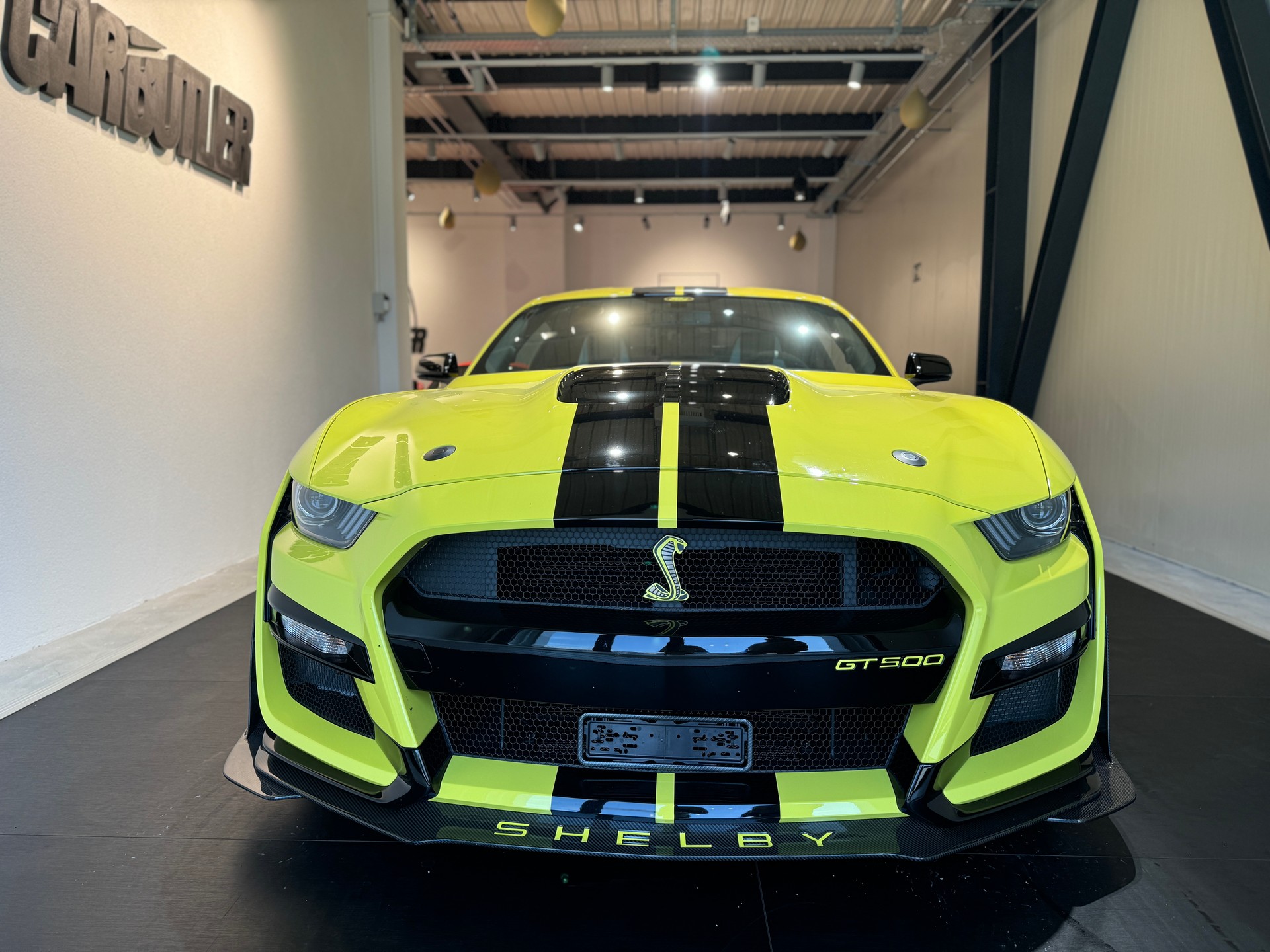 FORD Mustang SHELBY GT500 TRACK 5.2L 774 PS BLACK PREDATOR đ Painted Stripes! 1/1-image-5