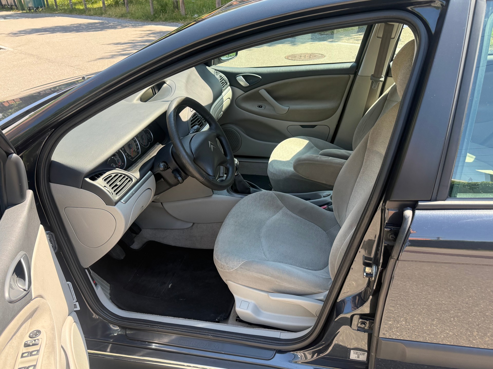 CITROEN C5 Berline 1.6 HDi SX-image-12