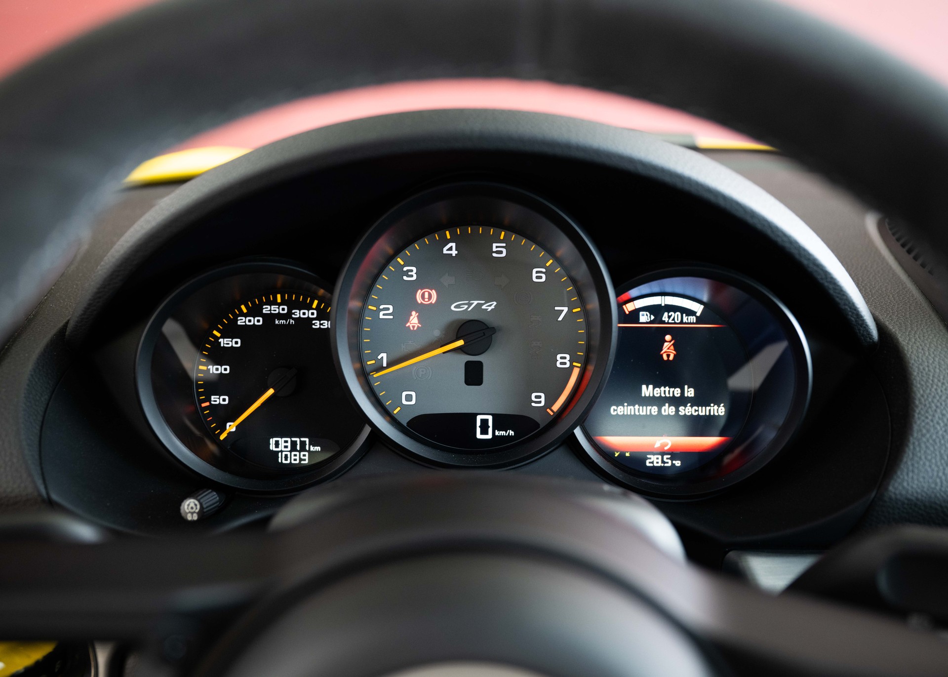 PORSCHE 718 Cayman GT4 (1st hand, Swiss car, fantastic condition, full Porsche history)-image-25