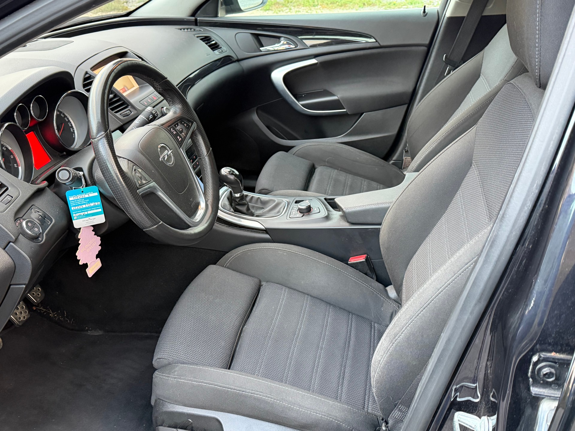 OPEL Insignia Sports Tourer 2.0 Turbo Sport 4WD-image-10