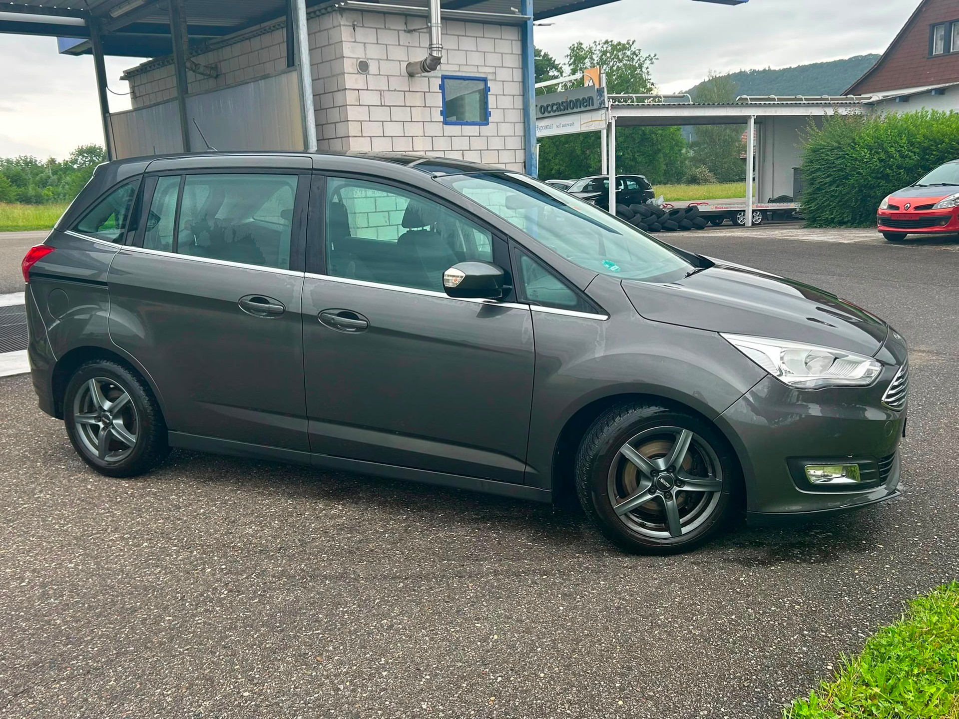 FORD 1.5 TDCi 120 Titanium S/S-image-3