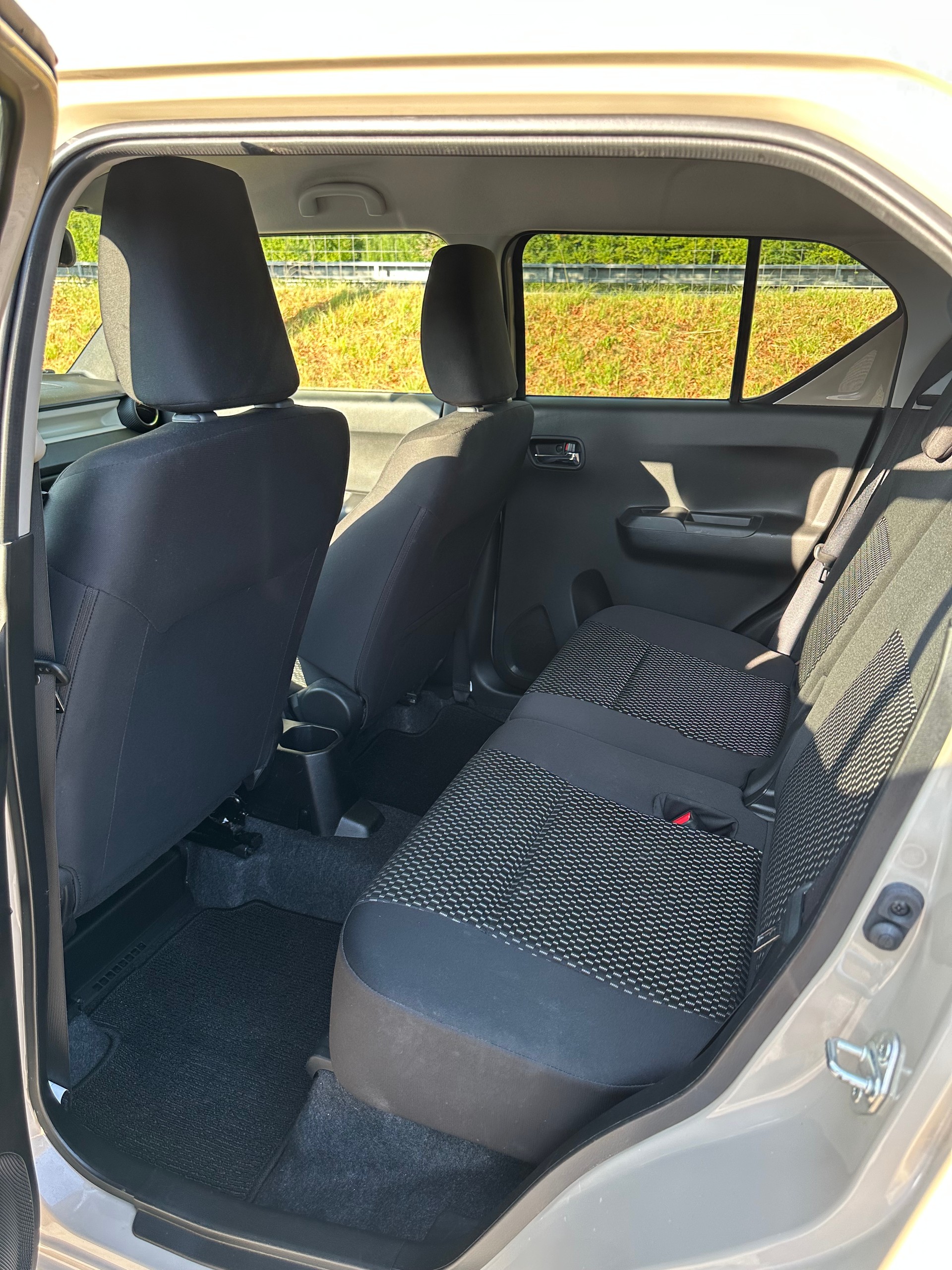 SUZUKI 1.2 Compact Top Hybrid-image-7