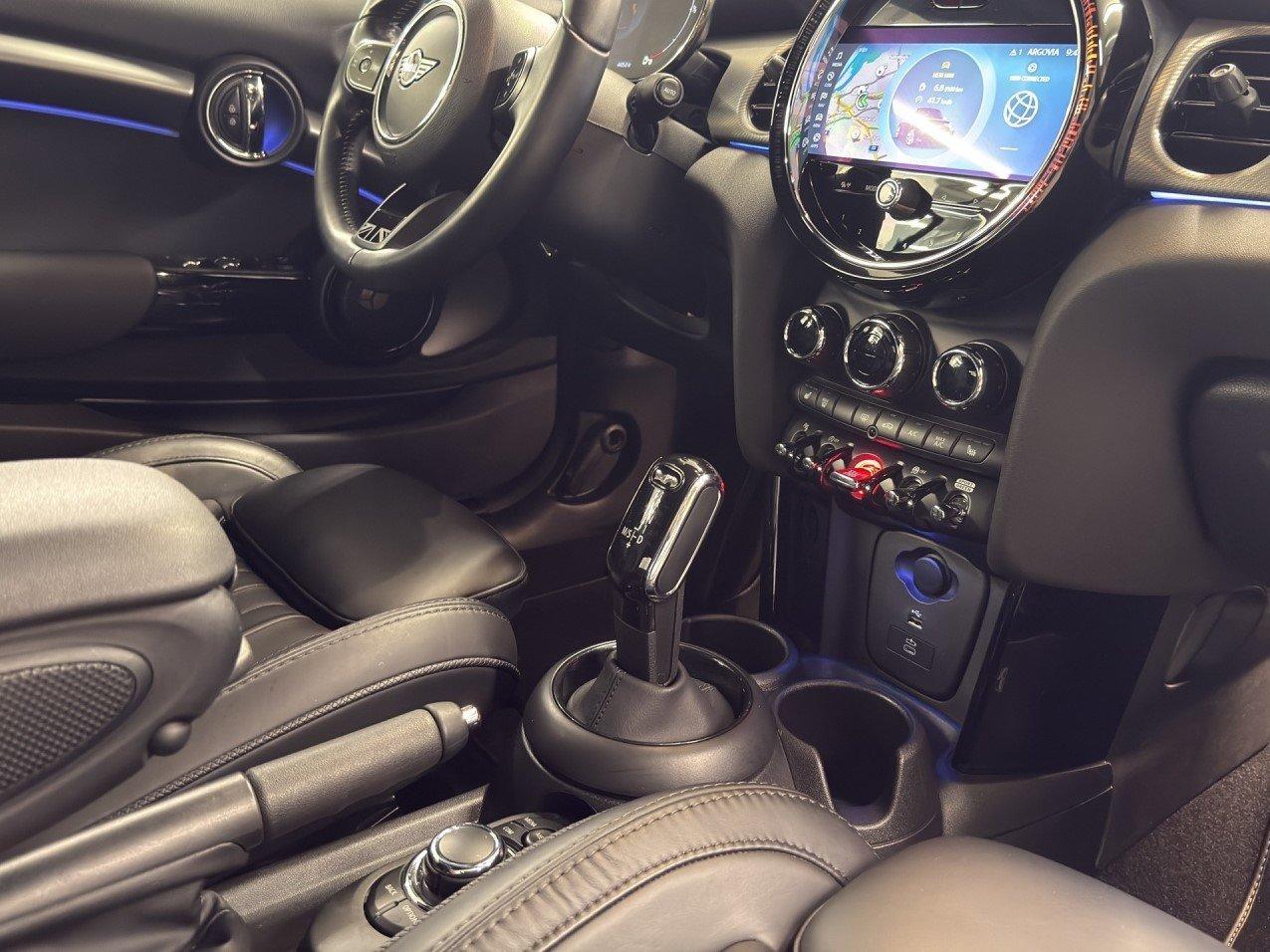 MINI Cabrio F57 2.0i Cooper S-image-22