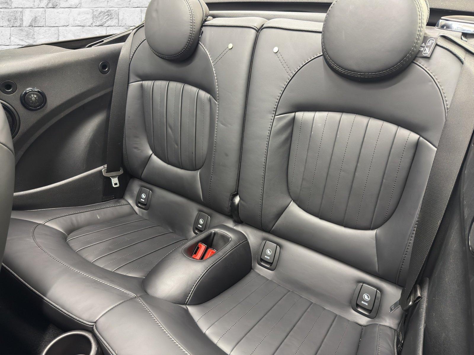 MINI Cabrio F57 2.0i Cooper S-image-16