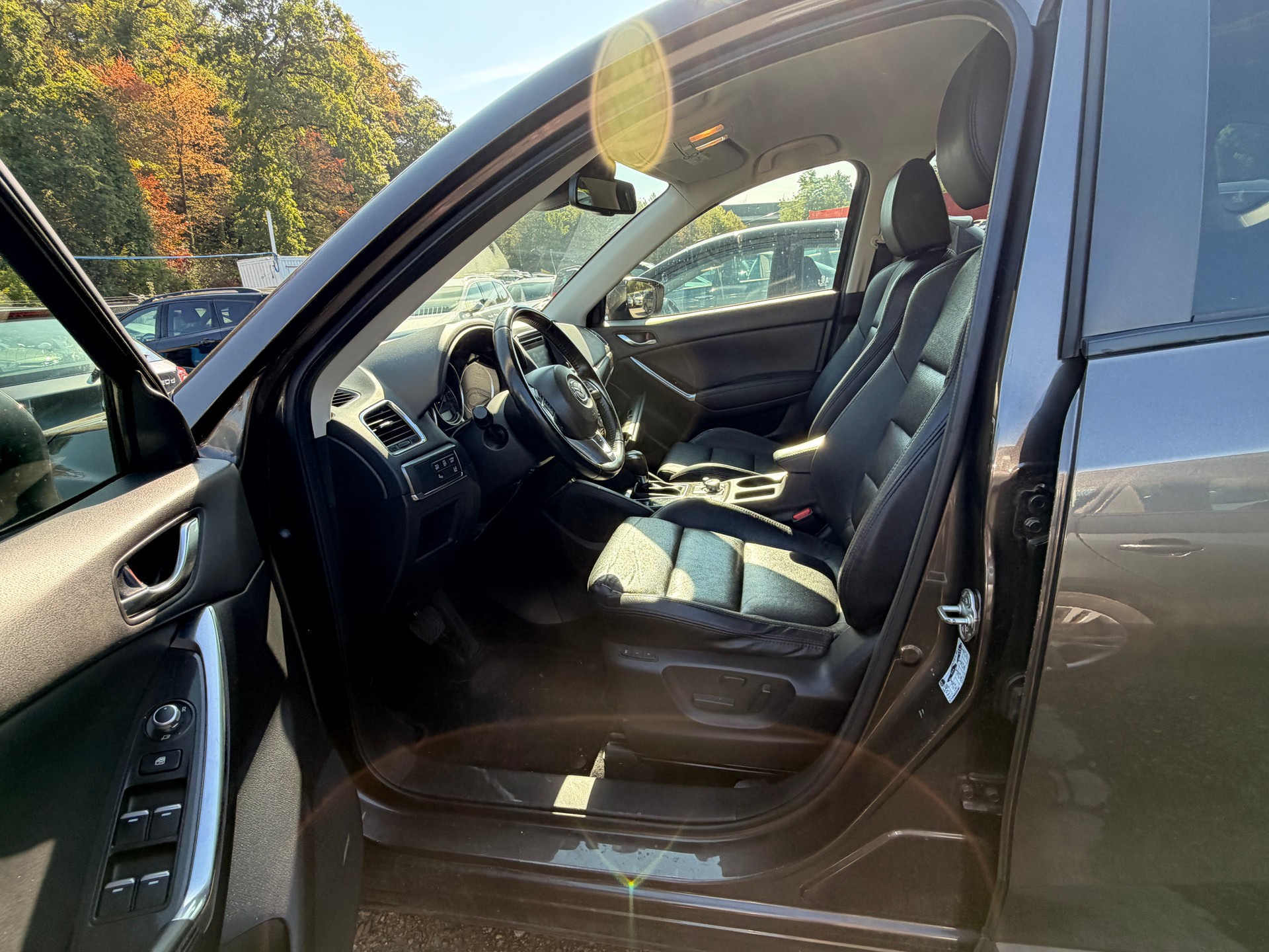 MAZDA CX-5 2.2 D HP Revolution AWD Automatic-image-4