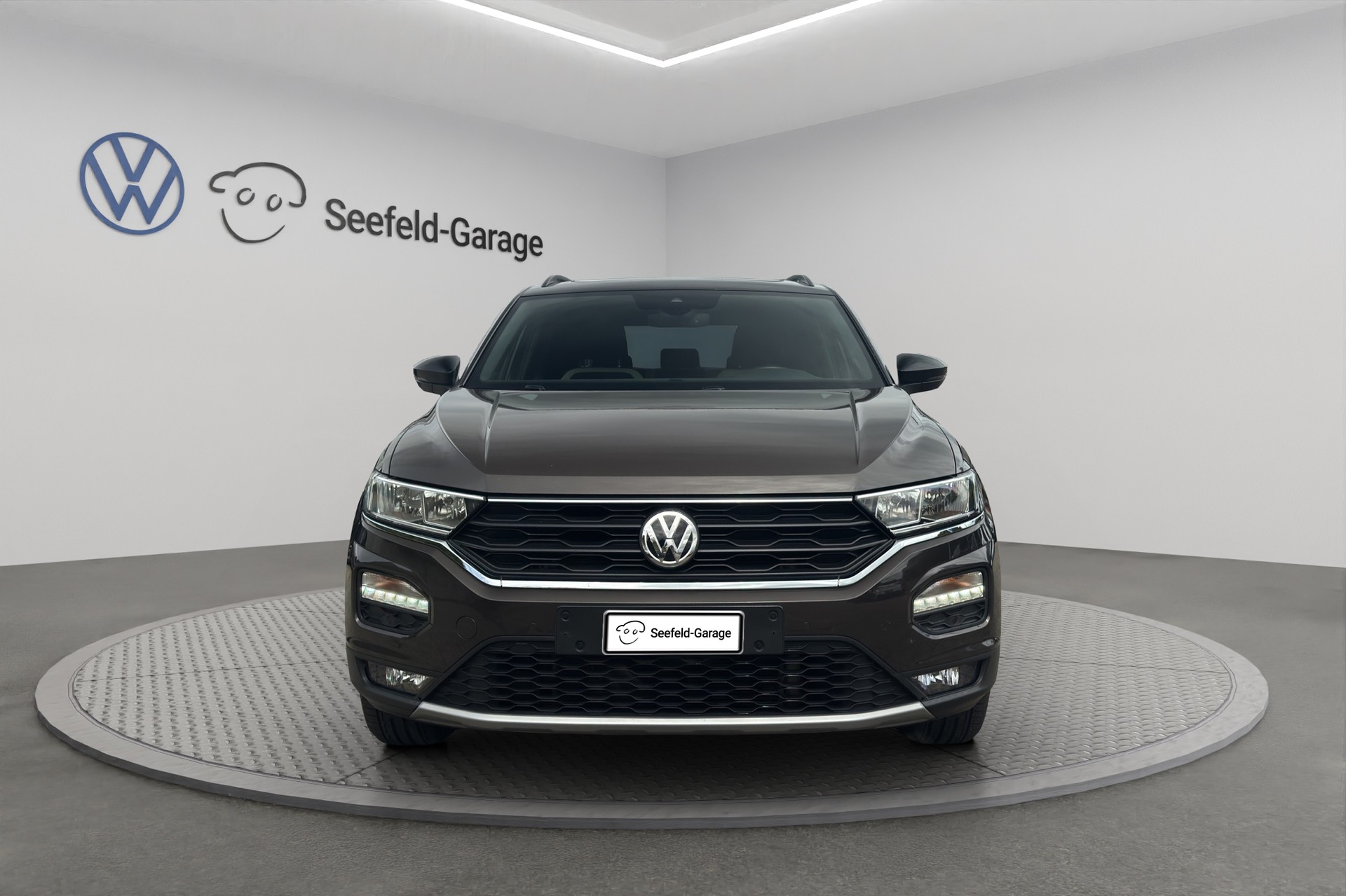 VW T-Roc 2.0 TSI Sport DSG 4Motion-image-1