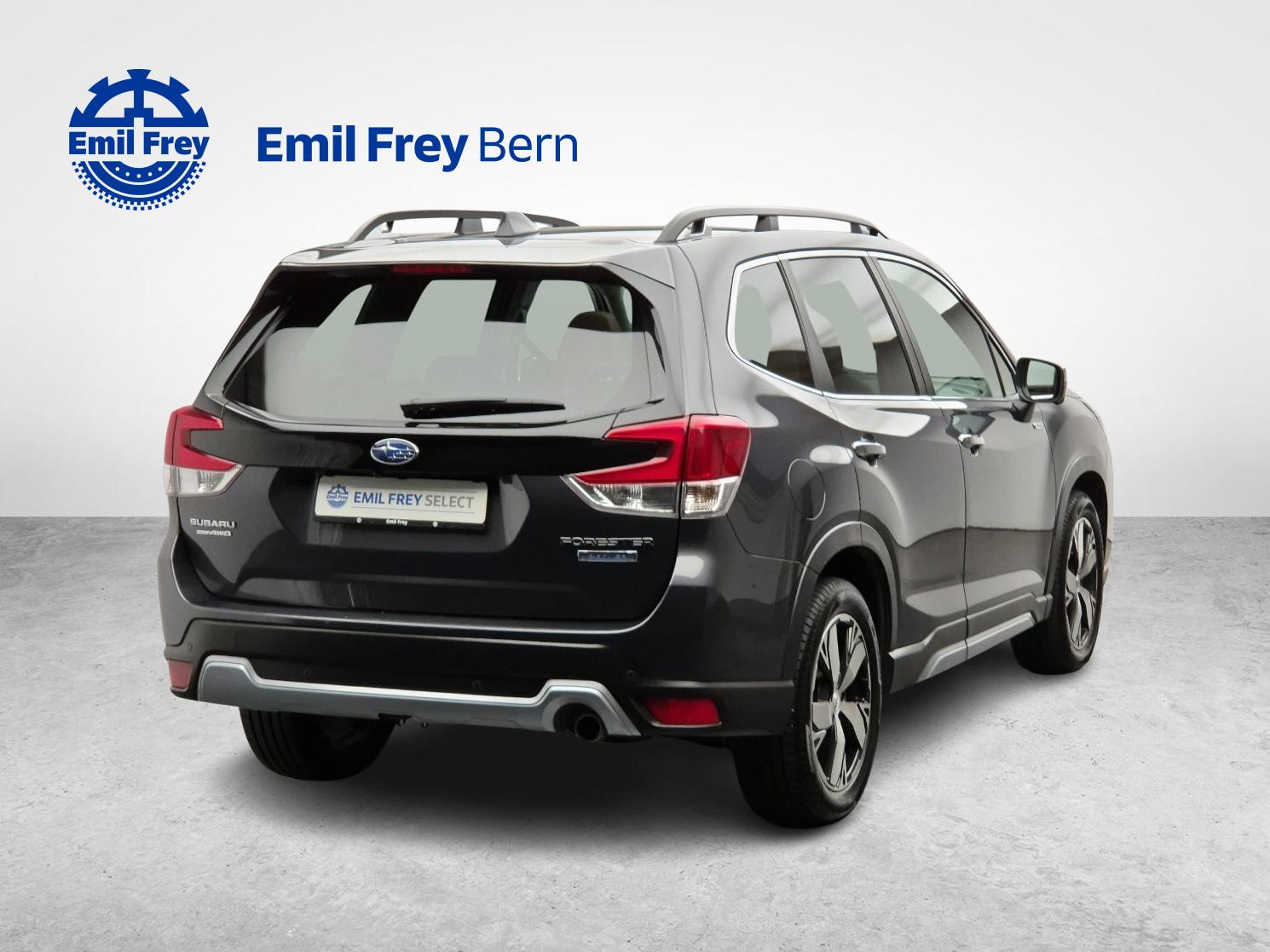 SUBARU Forester Station 2.0i e-Boxer Luxury-image-7