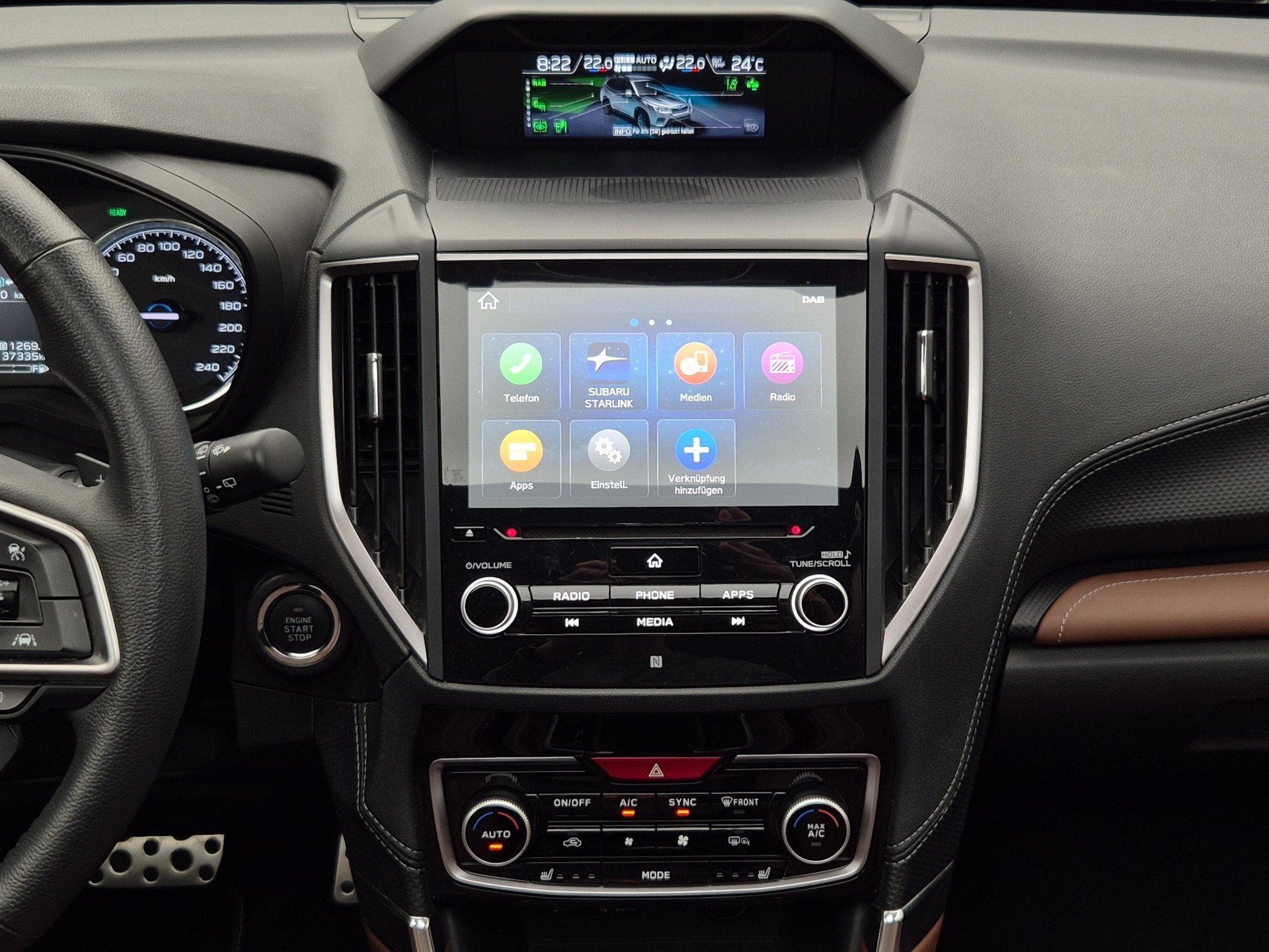 SUBARU Forester Station 2.0i e-Boxer Luxury-image-9