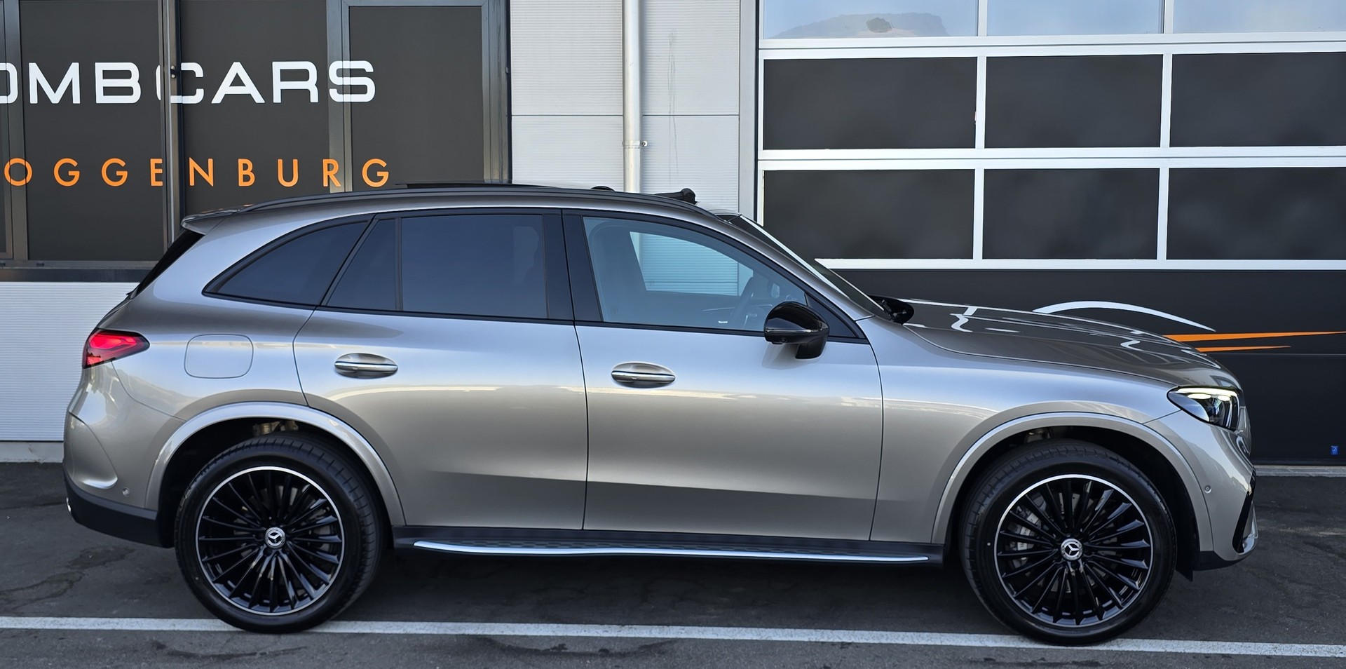 MERCEDES-BENZ GLC 400 e 4Matic 9G-Tronic-image-4