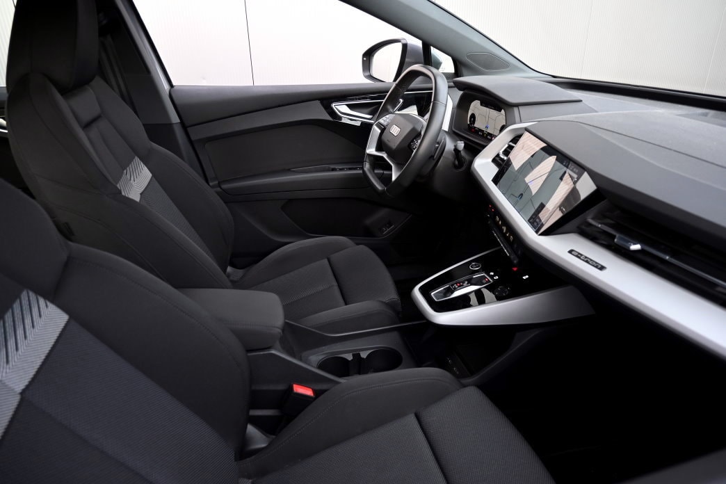 AUDI Q4 e-tron 35-image-4