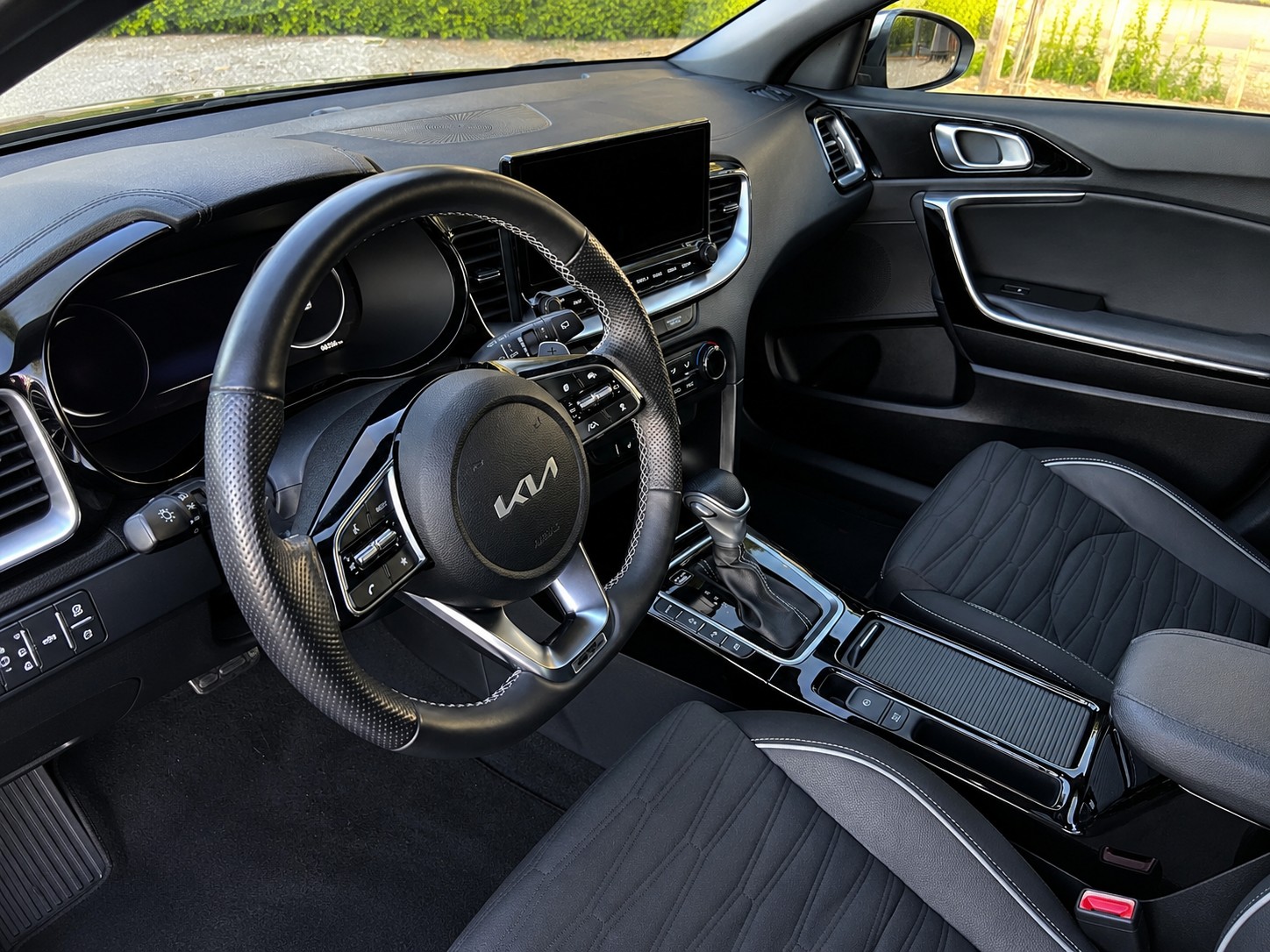 KIA 1.5 T-GDi GT-Line-image-2