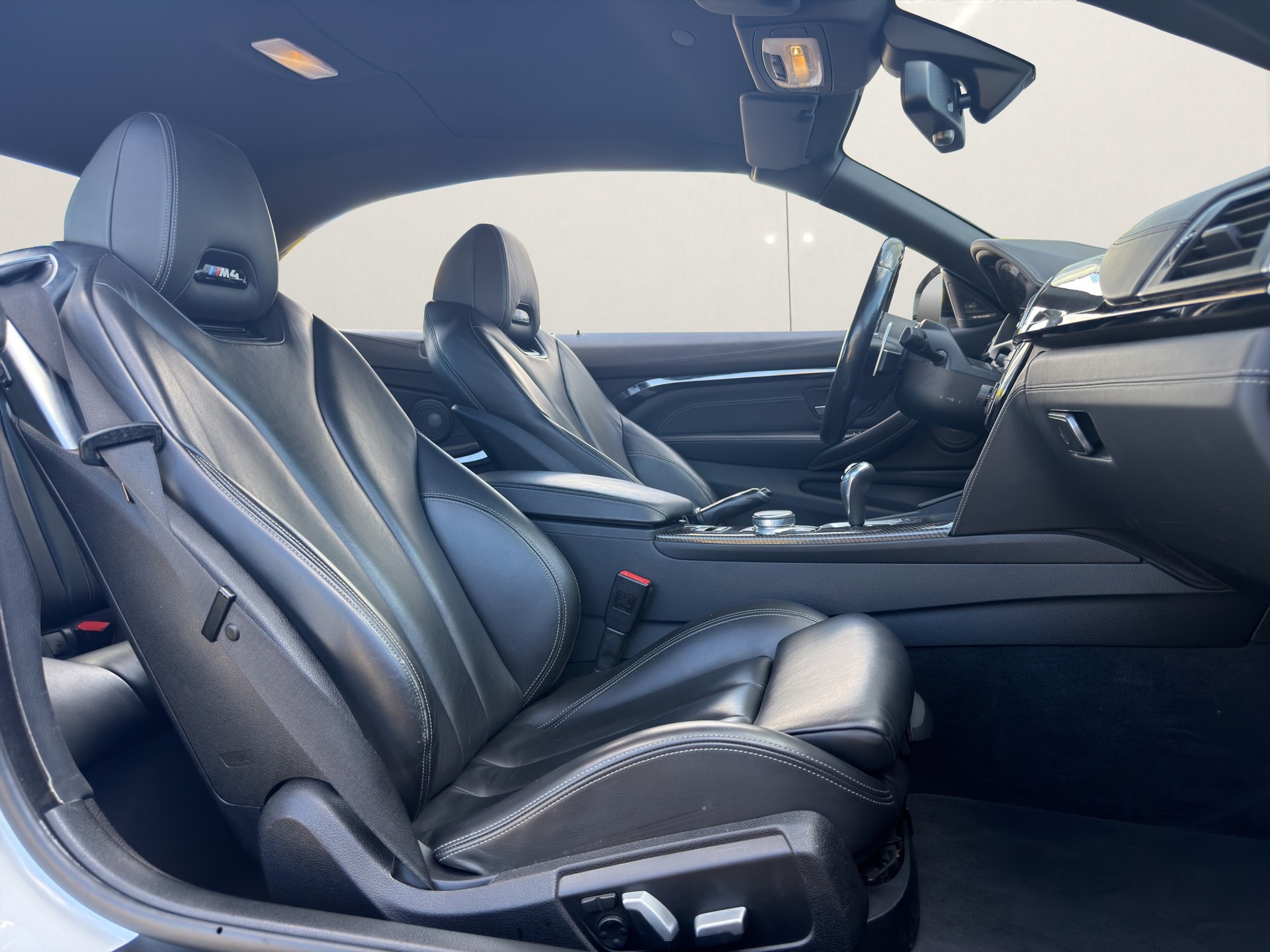 BMW M4 Cabriolet Competition DKG-image-13