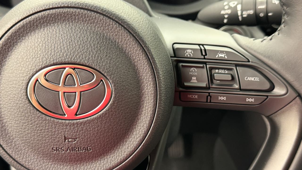 TOYOTA Yaris Cross 1.5 Style e-CVT-image-9