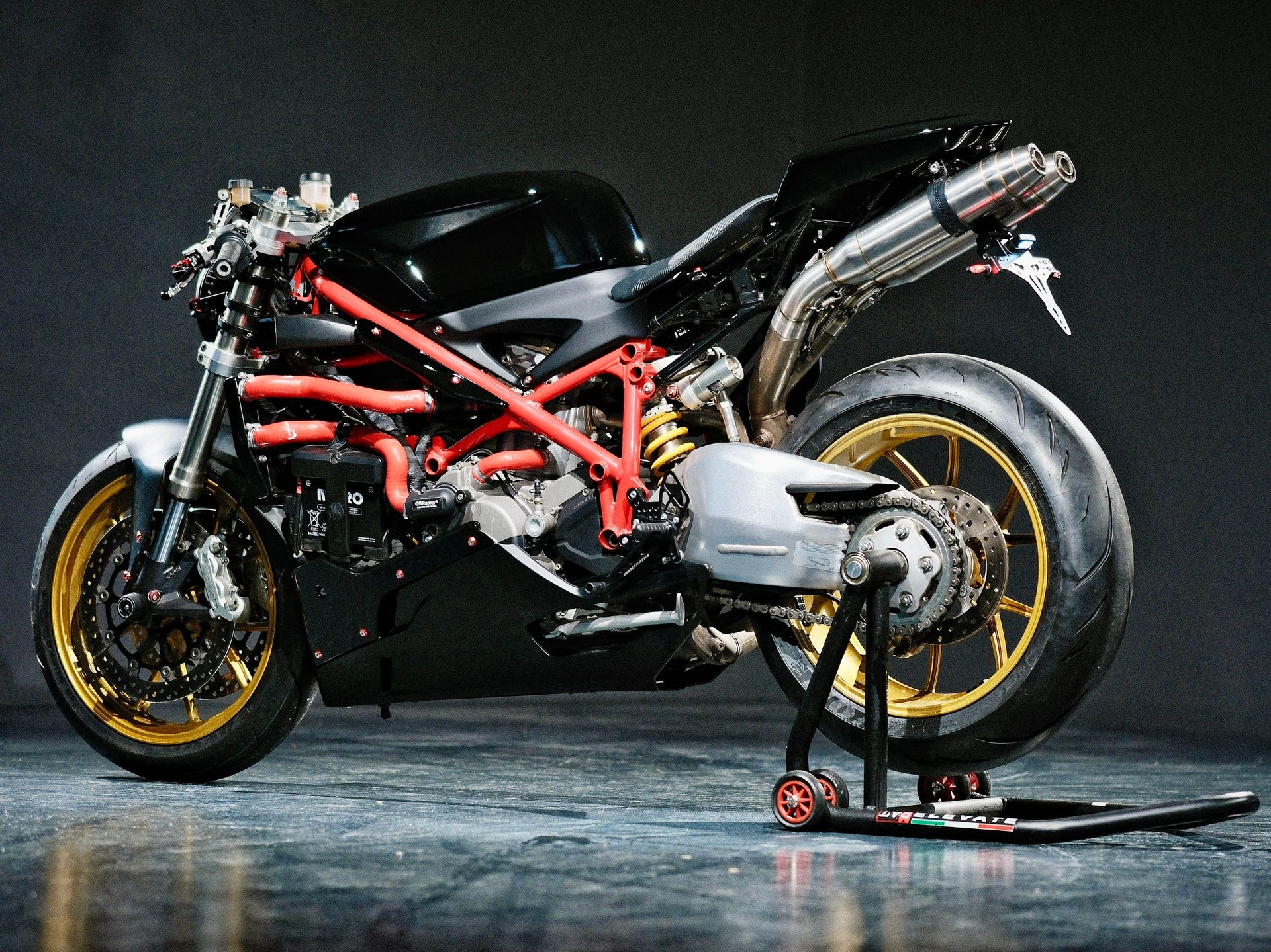 DUCATI 848 Superbike-image-4