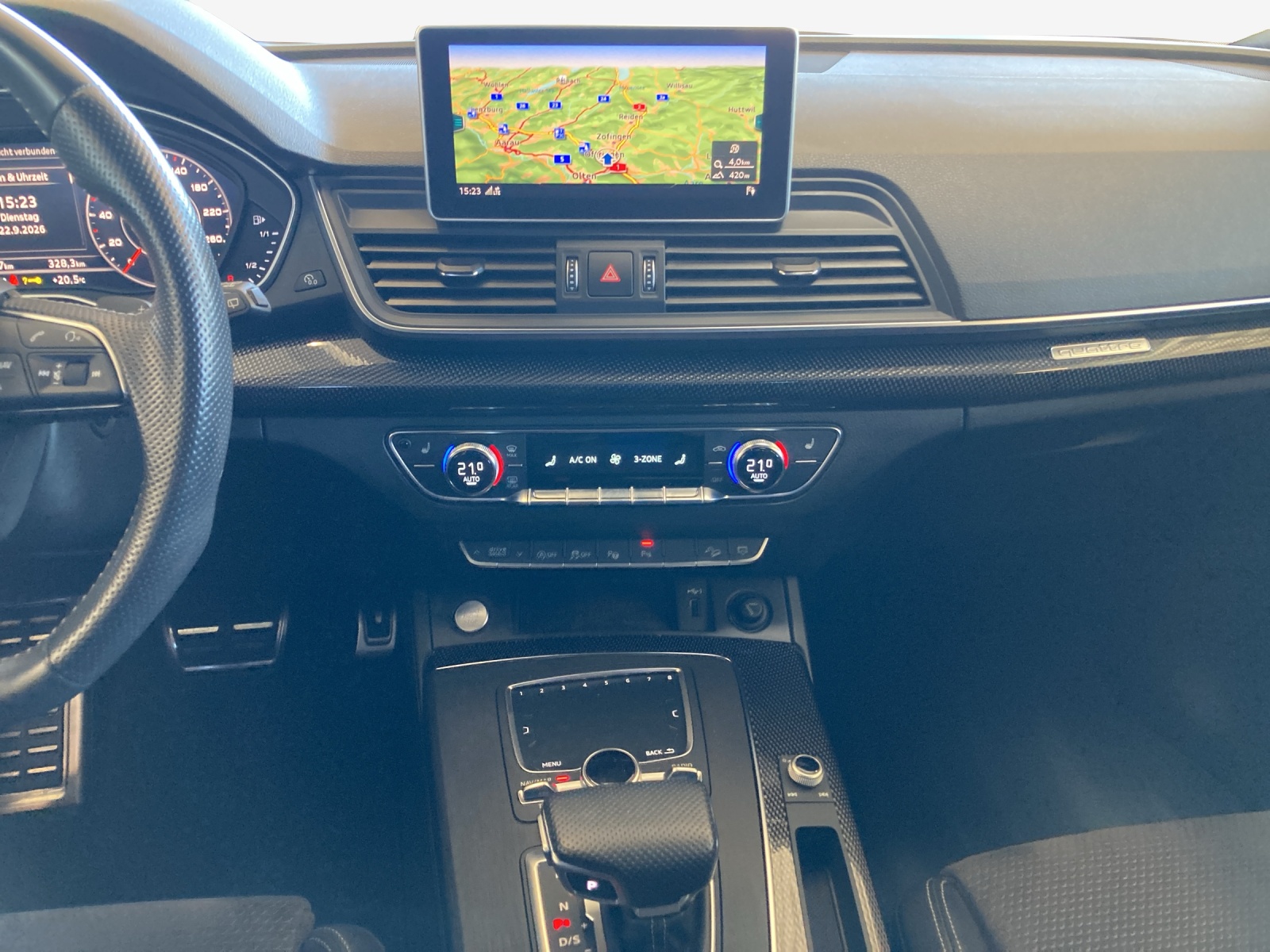 AUDI Q5 45 TFSI sport quattro S-tronic-image-10