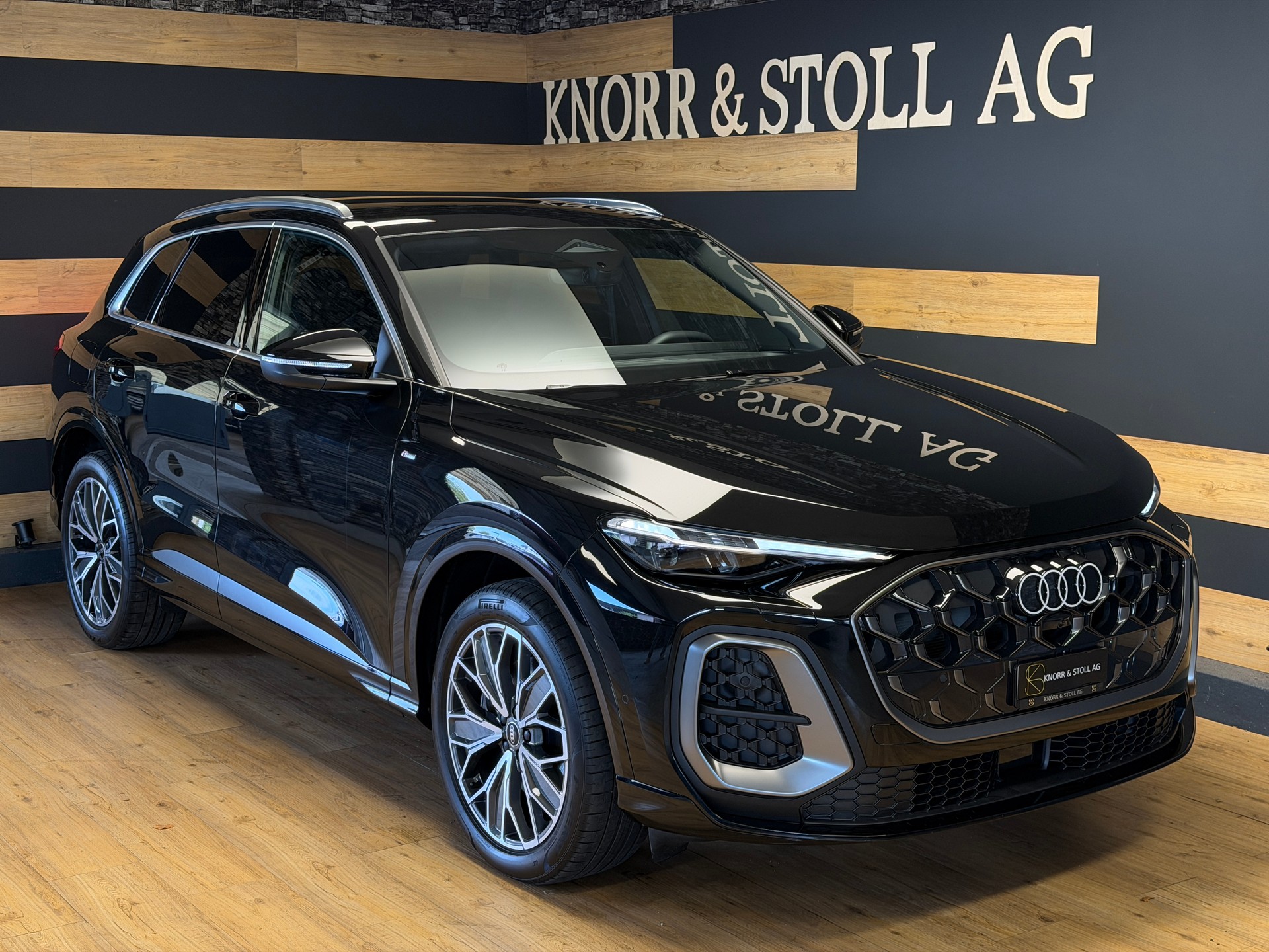 AUDI Q5 Sportback 40 TDI S line quattro S-tronic-image-3