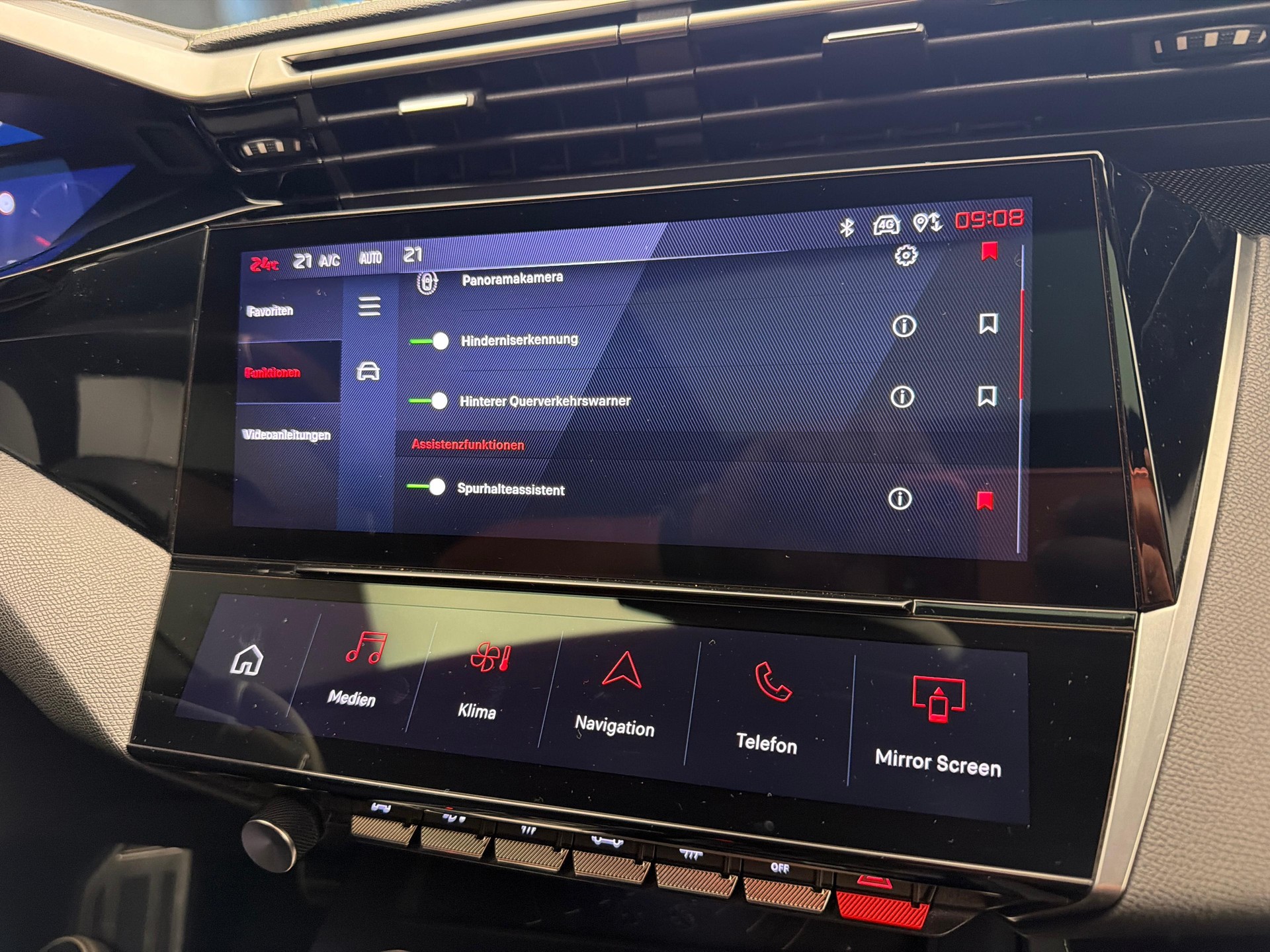 PEUGEOT 308 1.5 BlueHDi GT-image-16