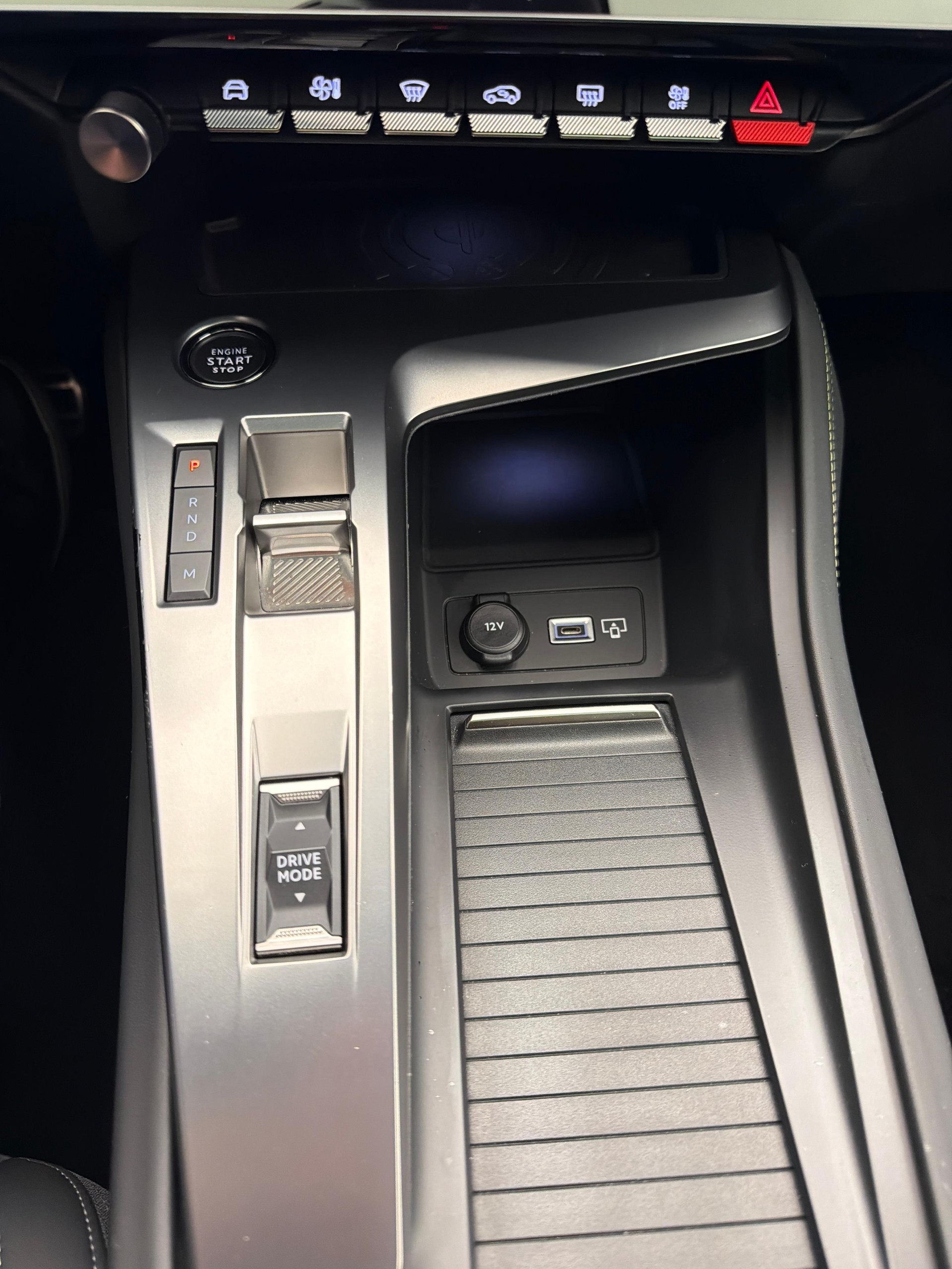 PEUGEOT 308 1.5 BlueHDi GT-image-19