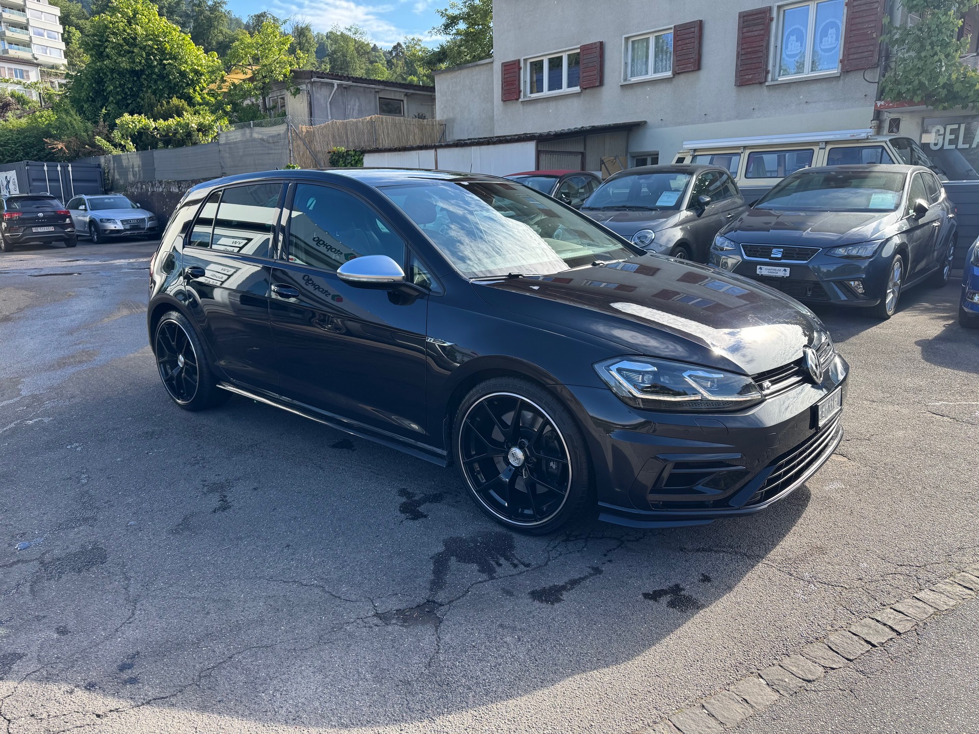 VW Golf 2.0 TSI R 4Motion DSG-showroom-element-3